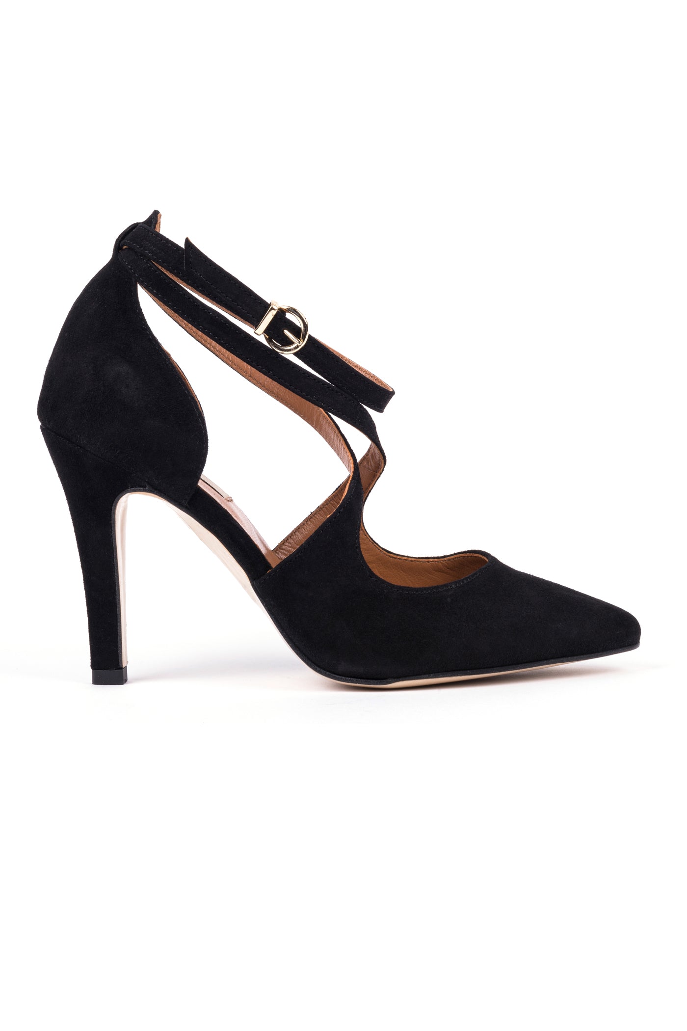 Sapatos de salto alto com tiras cruzadas em