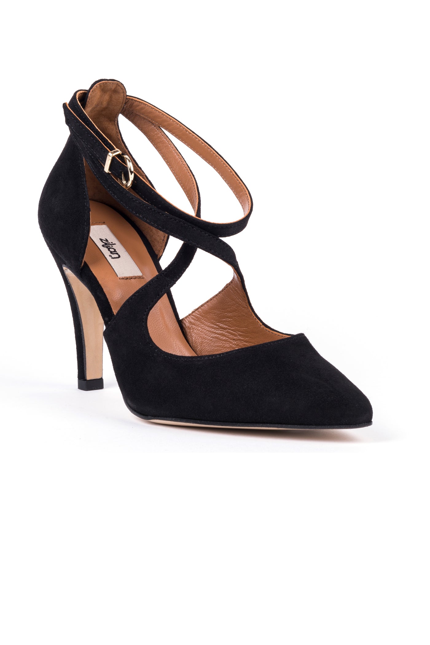 Sapatos de salto alto com tiras cruzadas em