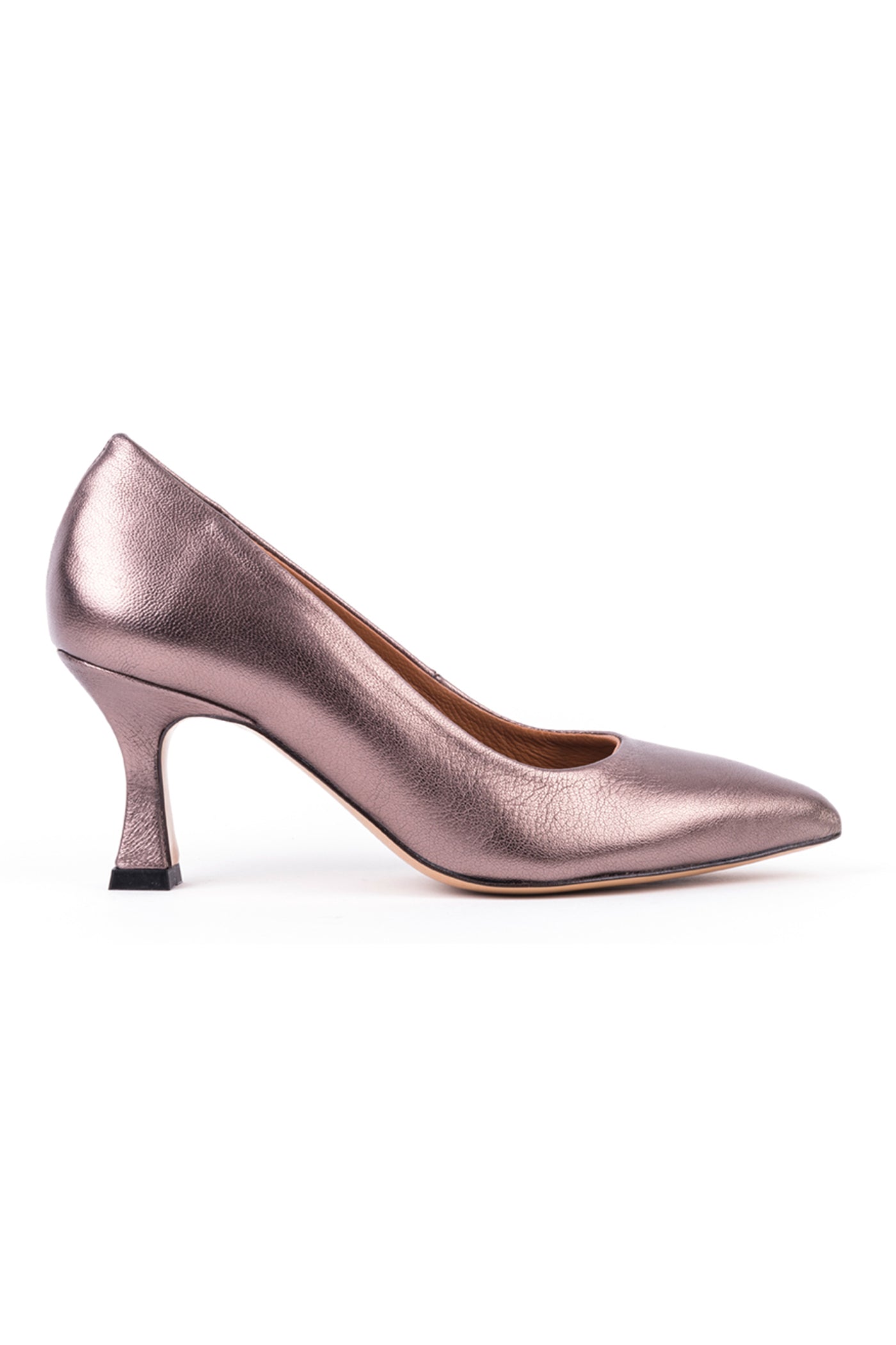 Sapatos de salto médio em