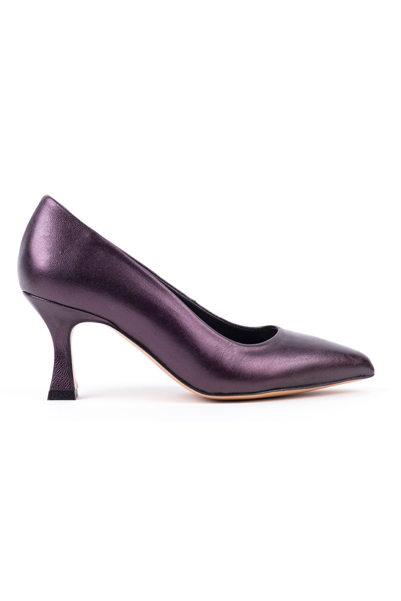 Sapatos de salto médio em