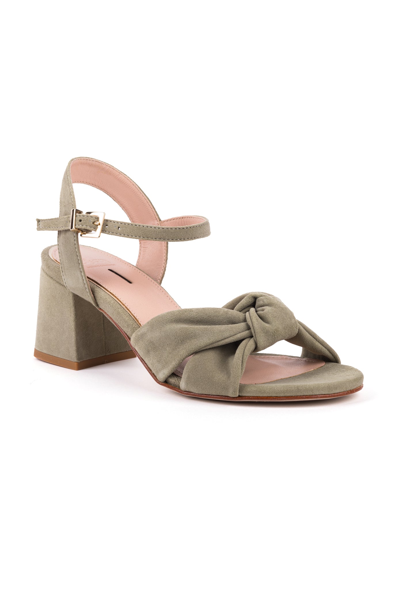 Sandálias de noiva em camurça