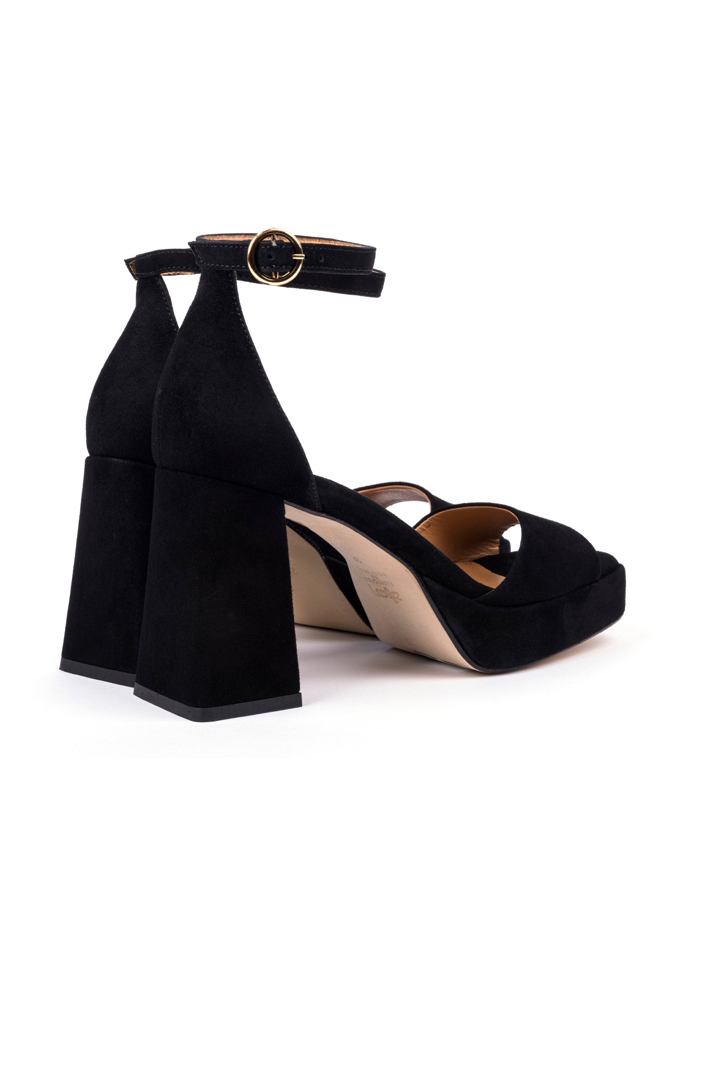 Sandálias de festa salto alto em camurça preta com fivela ajustável no tornozelo. Ref: 600613 <p>Altura do salto: 9,5 cm // Altura do compensado: 2 cm