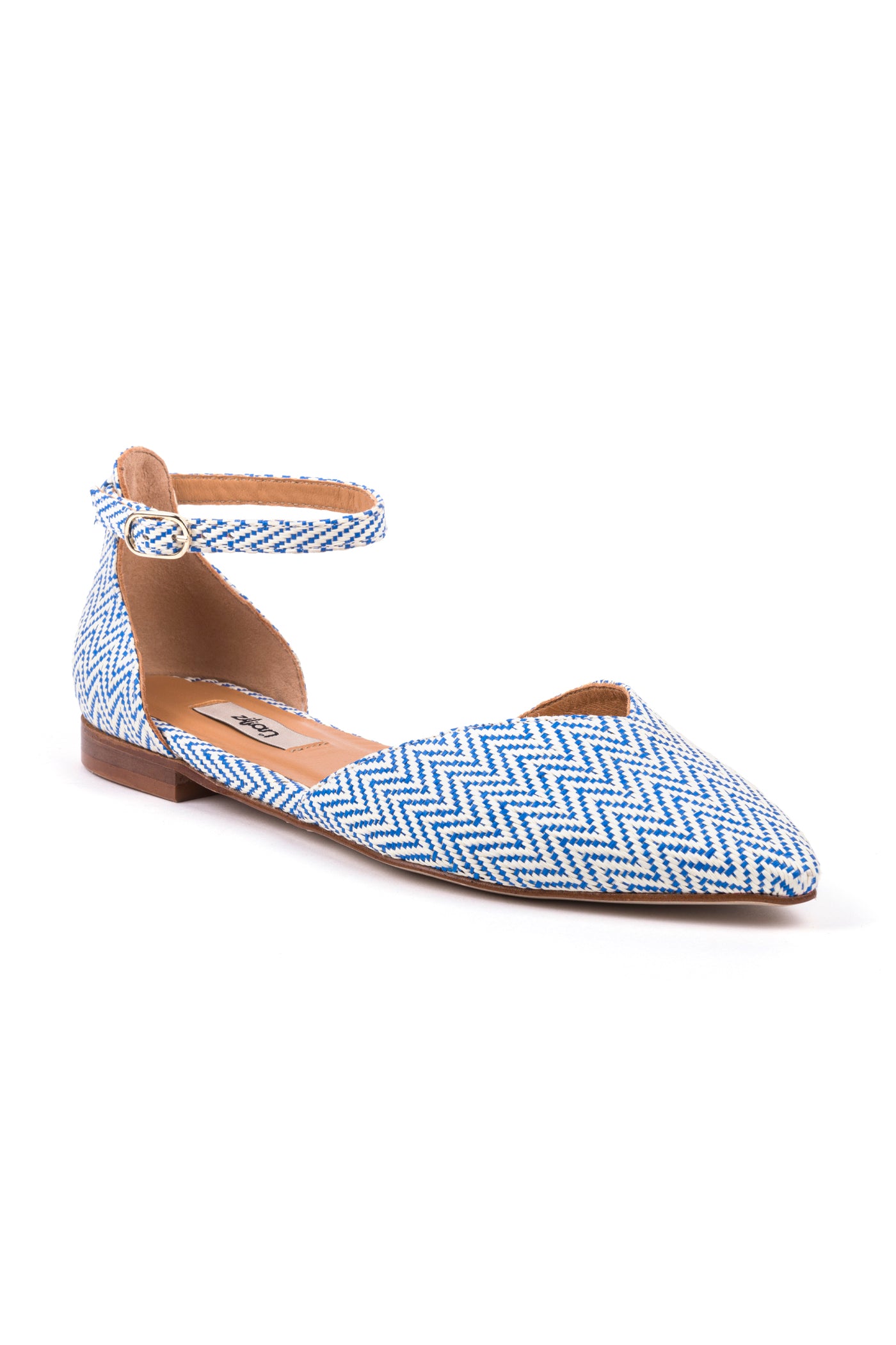 Sapatos rasos em tecido com fivela tornozelo