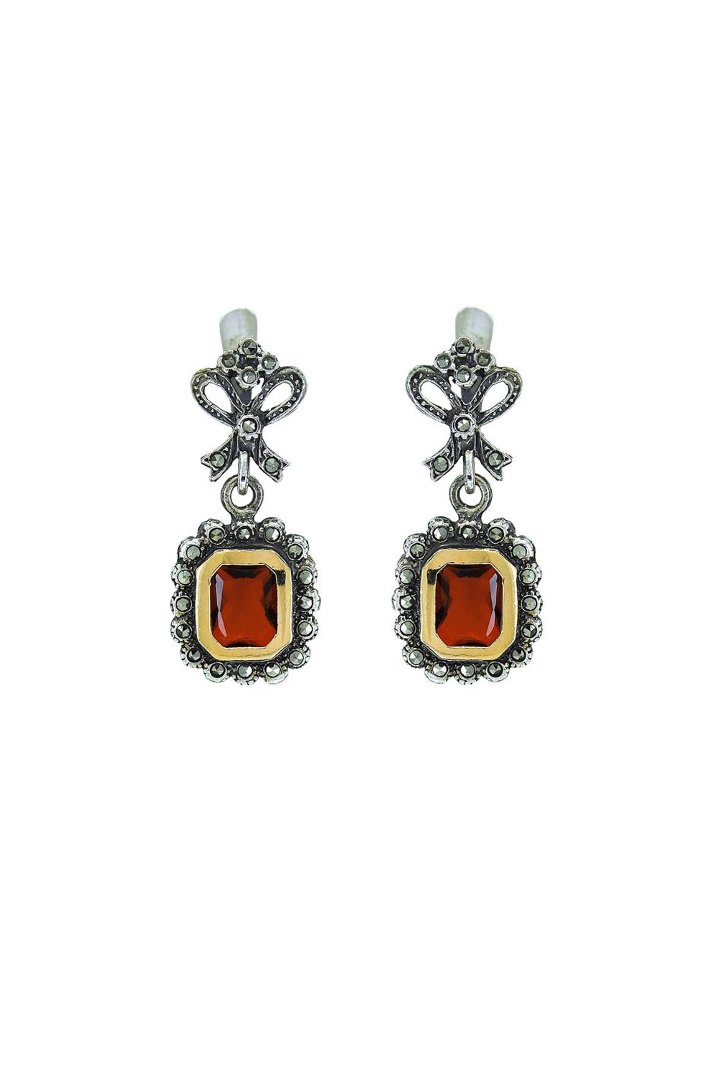 Red bow earrings