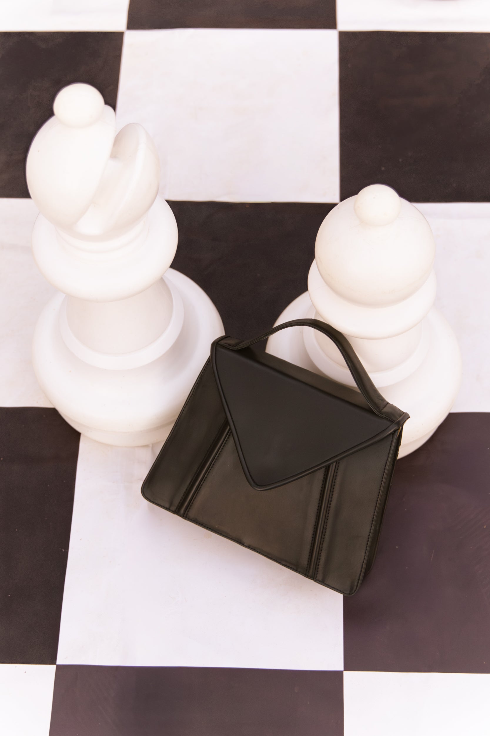 Mala de senhora envelope em pele