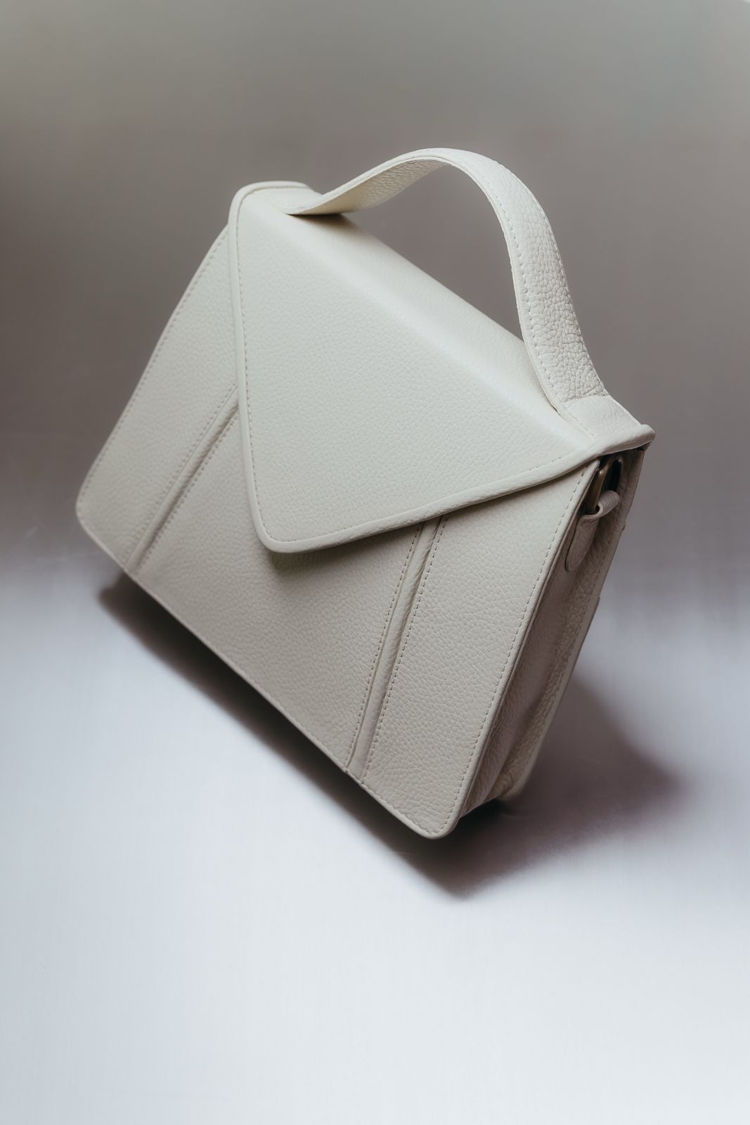Mala clutch envelope em pele off-white