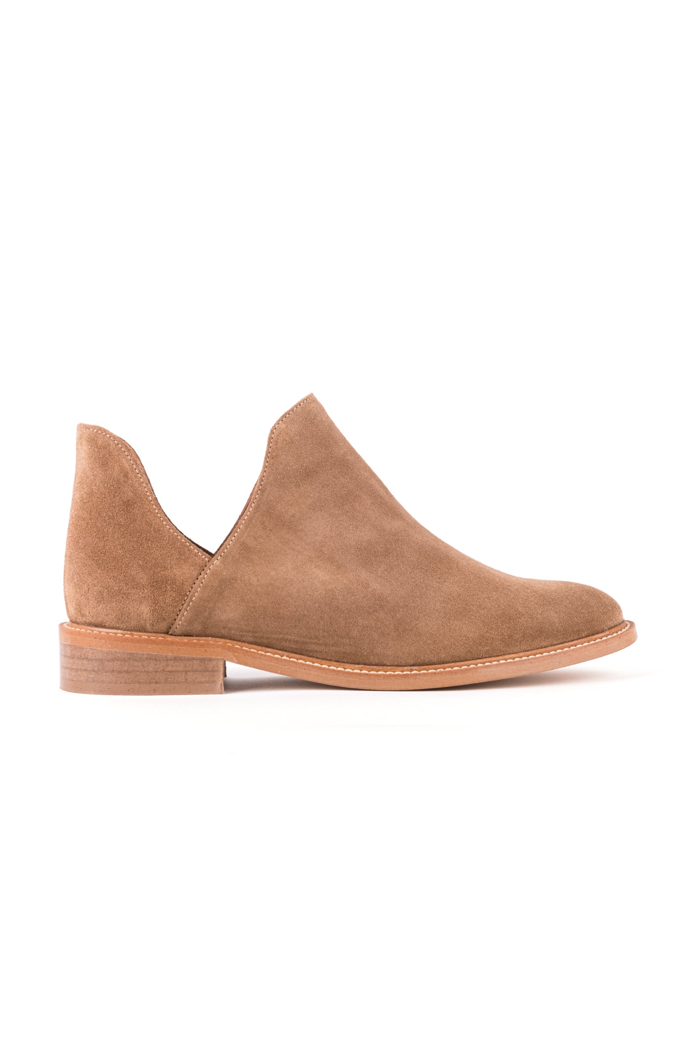 Botins rasos com decote em v em croute