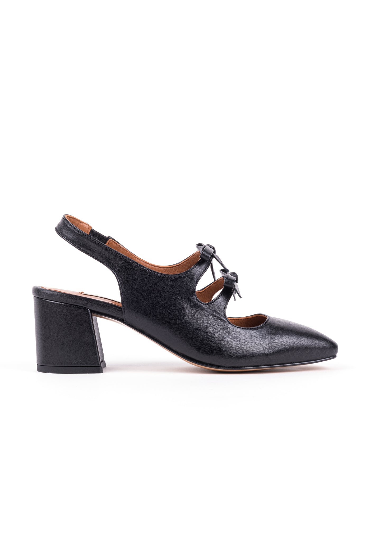 Slingbacks com salto médio em pele