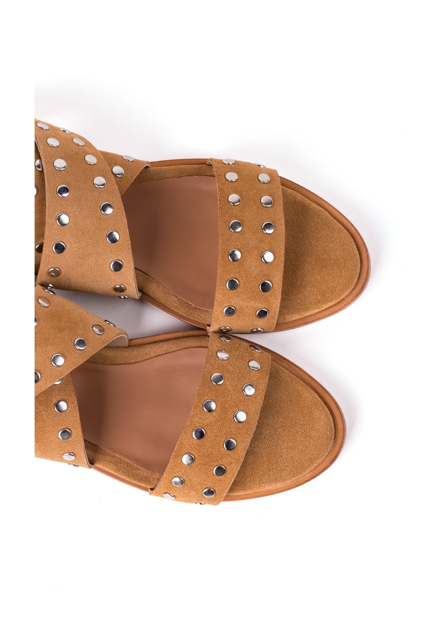 Sandálias rasas em camurça