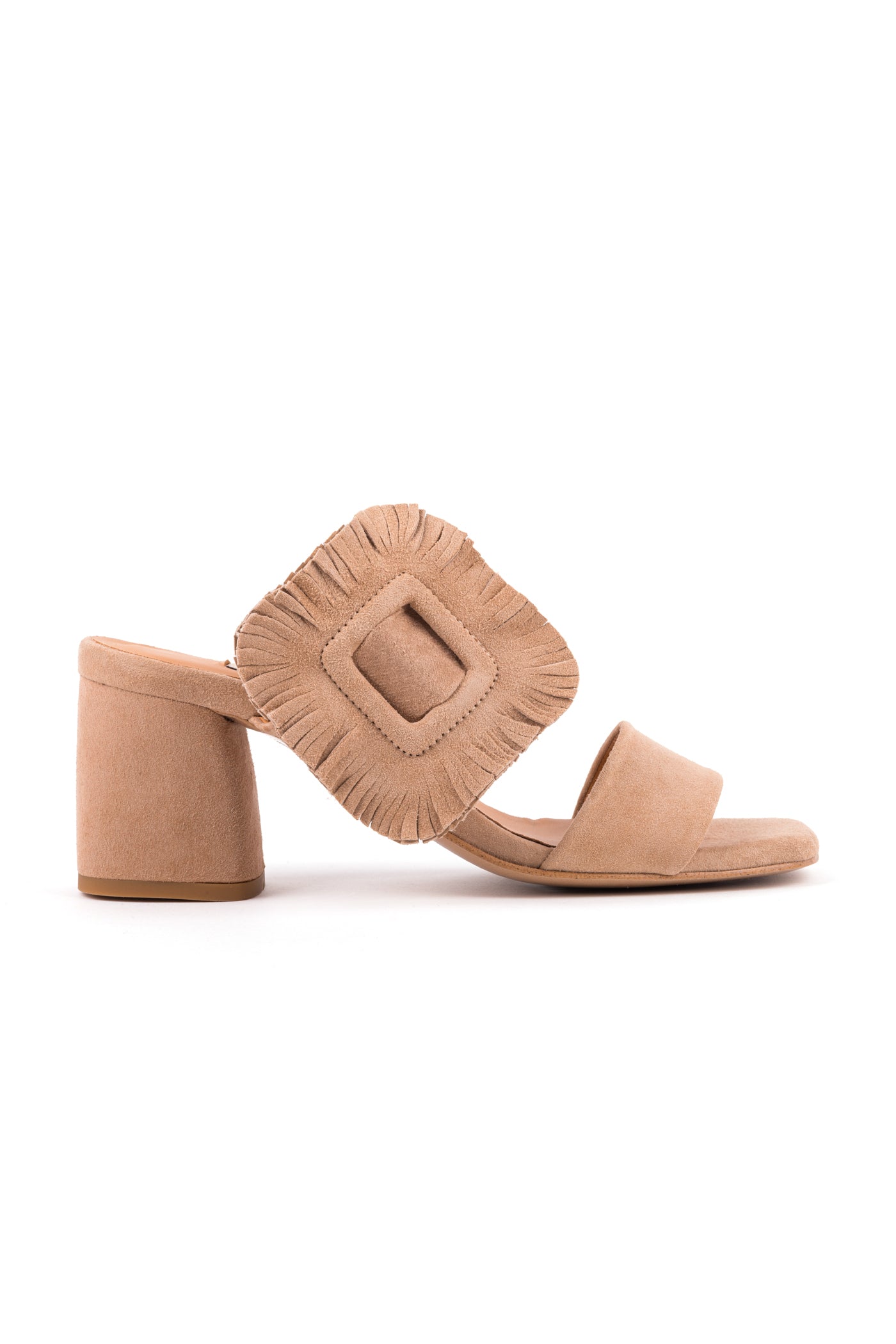 Sandálias salto alto em camurça