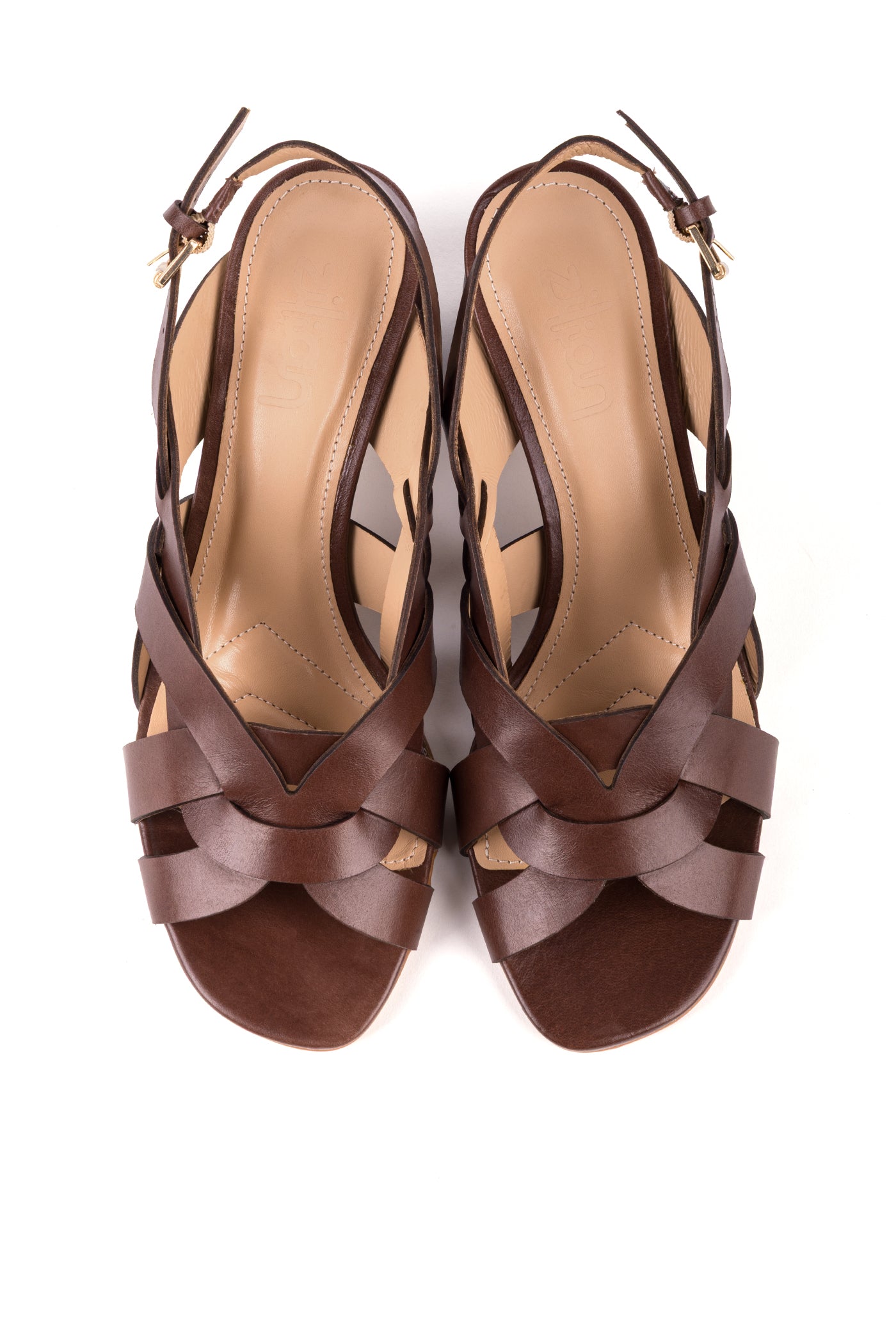 Sandálias de salto médio em pele