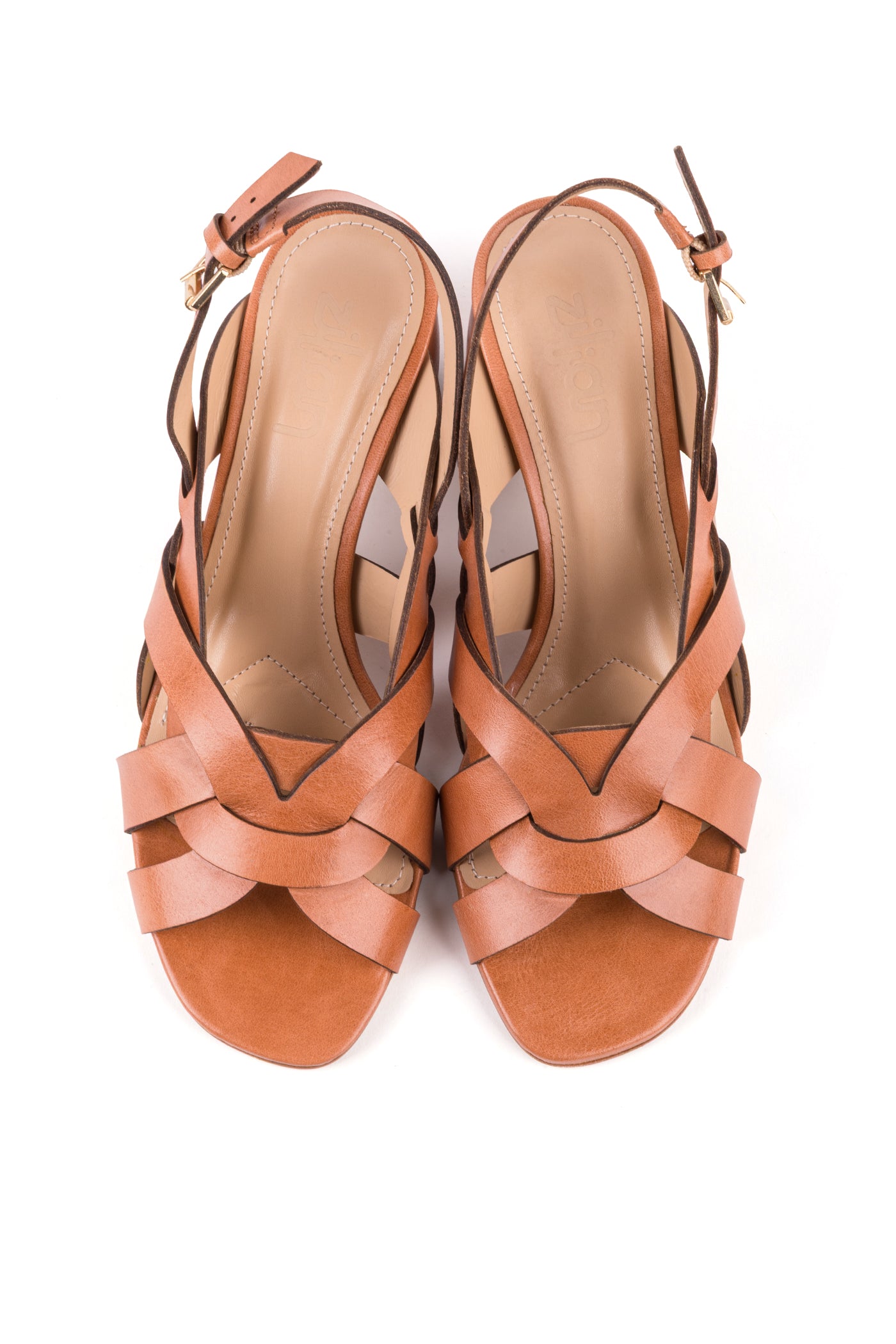 Sandálias de salto médio em pele