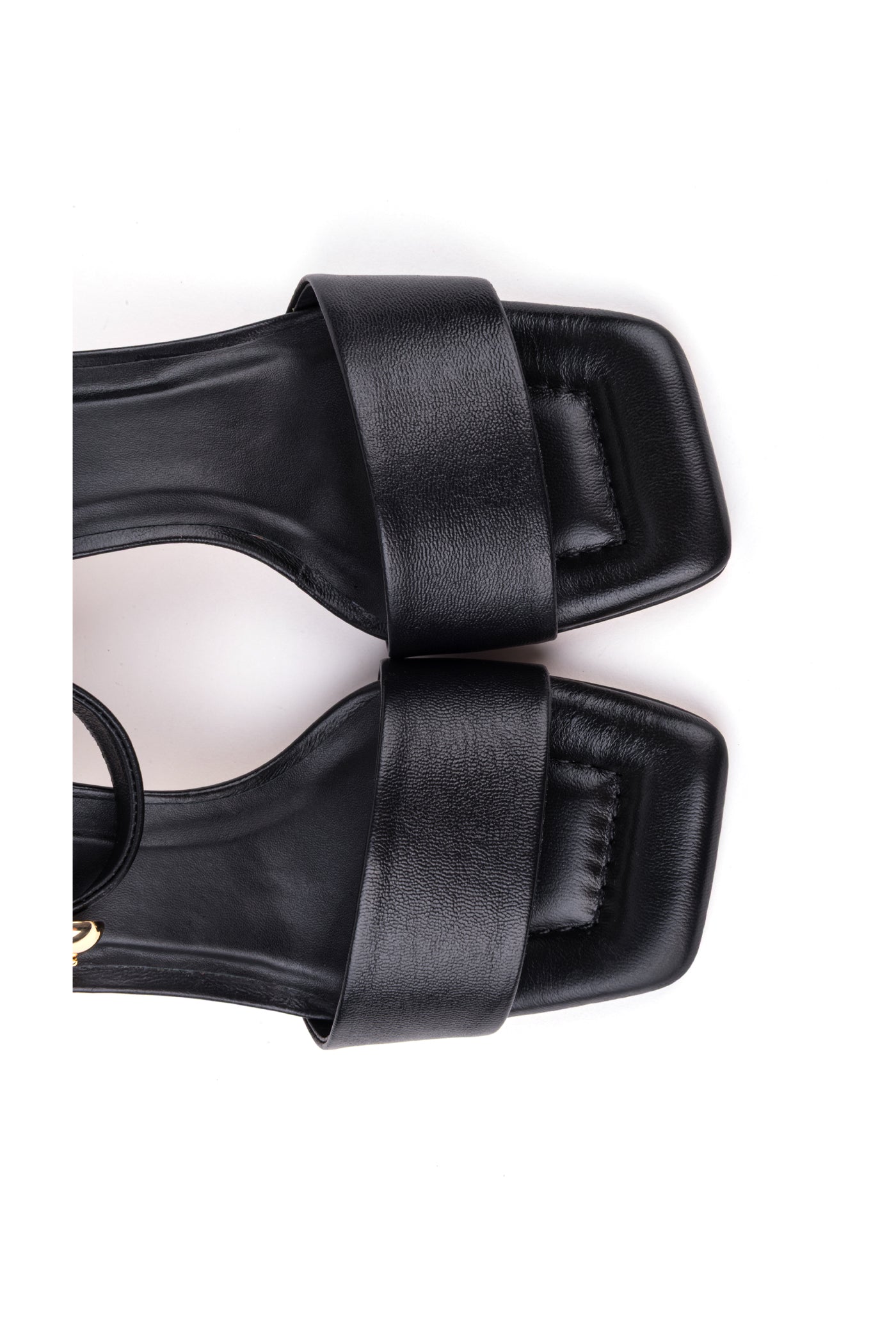 Sandálias de salto médio em pele