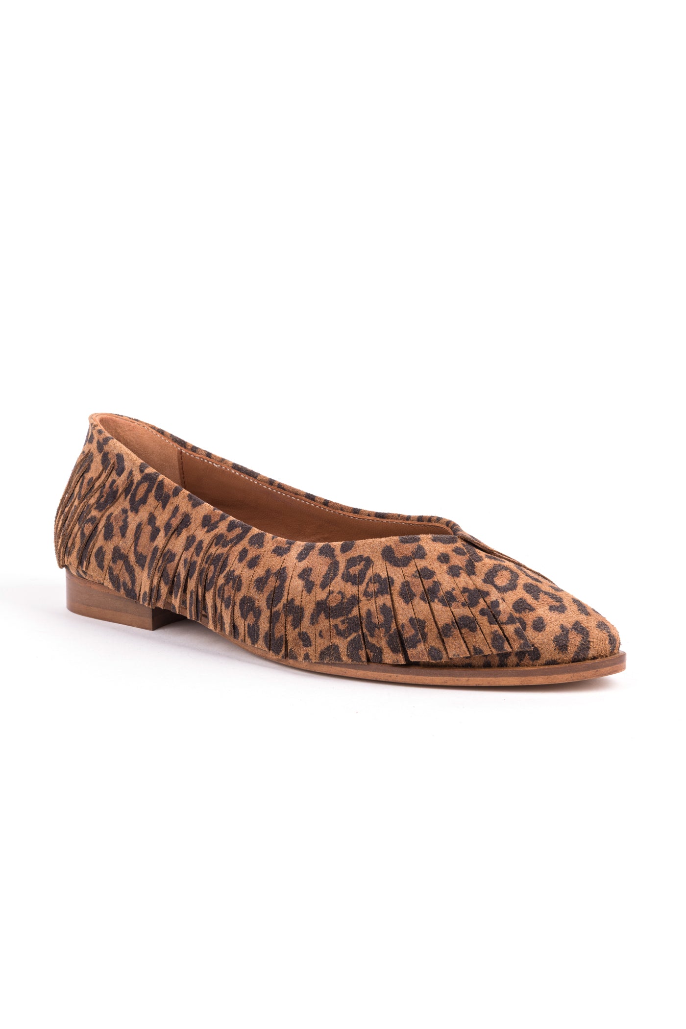 Sabrinas rasas com franjas em print animal