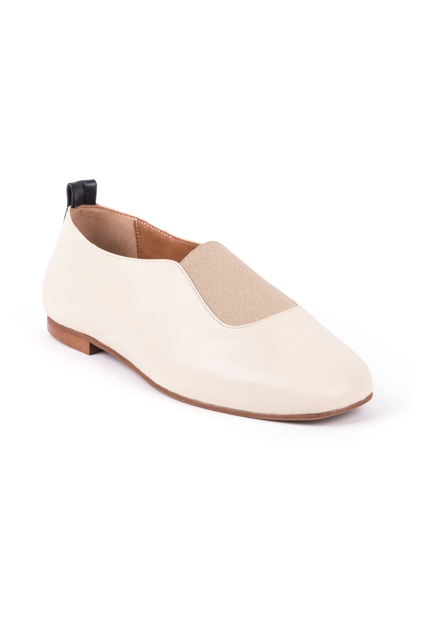 Sapato raso soft em pele