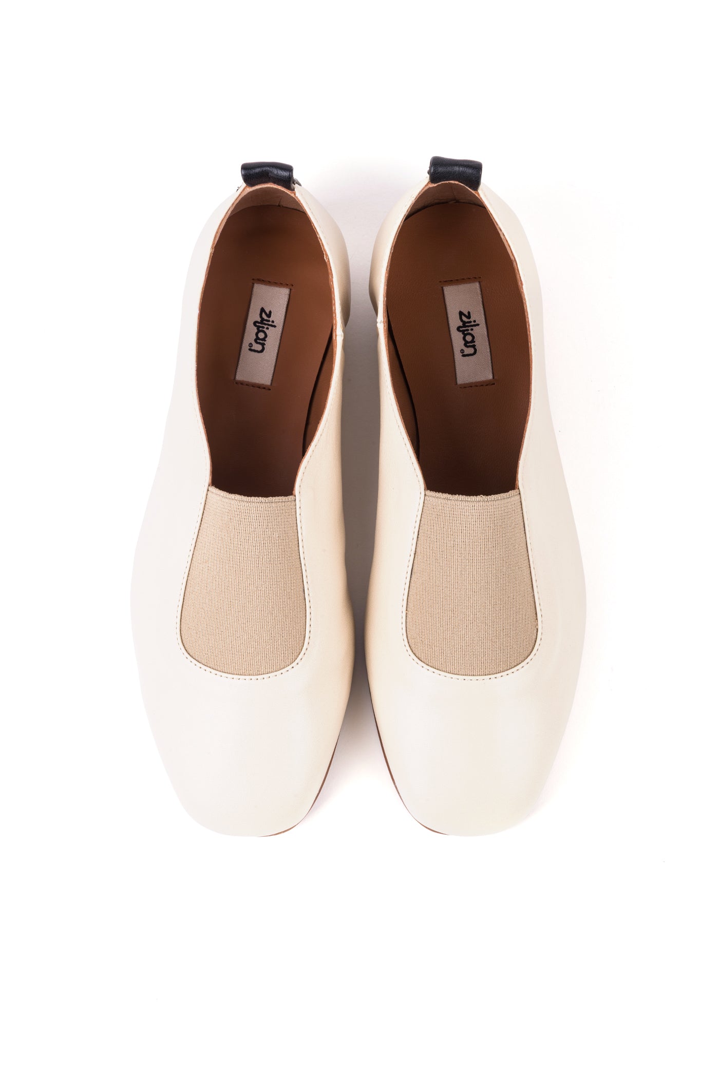 Sapato raso soft em pele