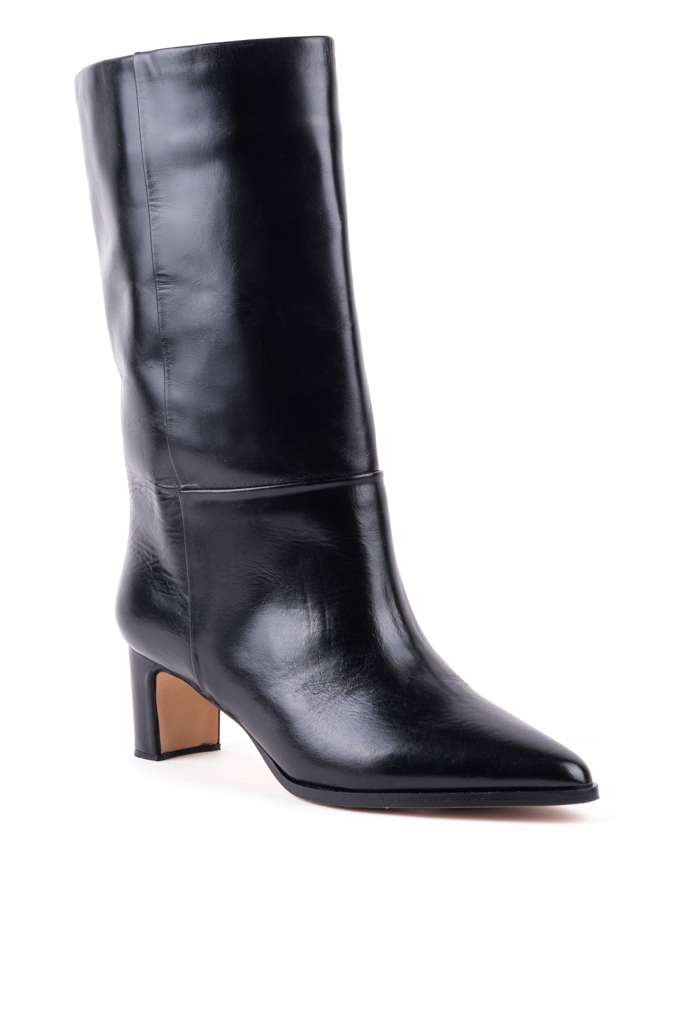 Botas cano alto em pele