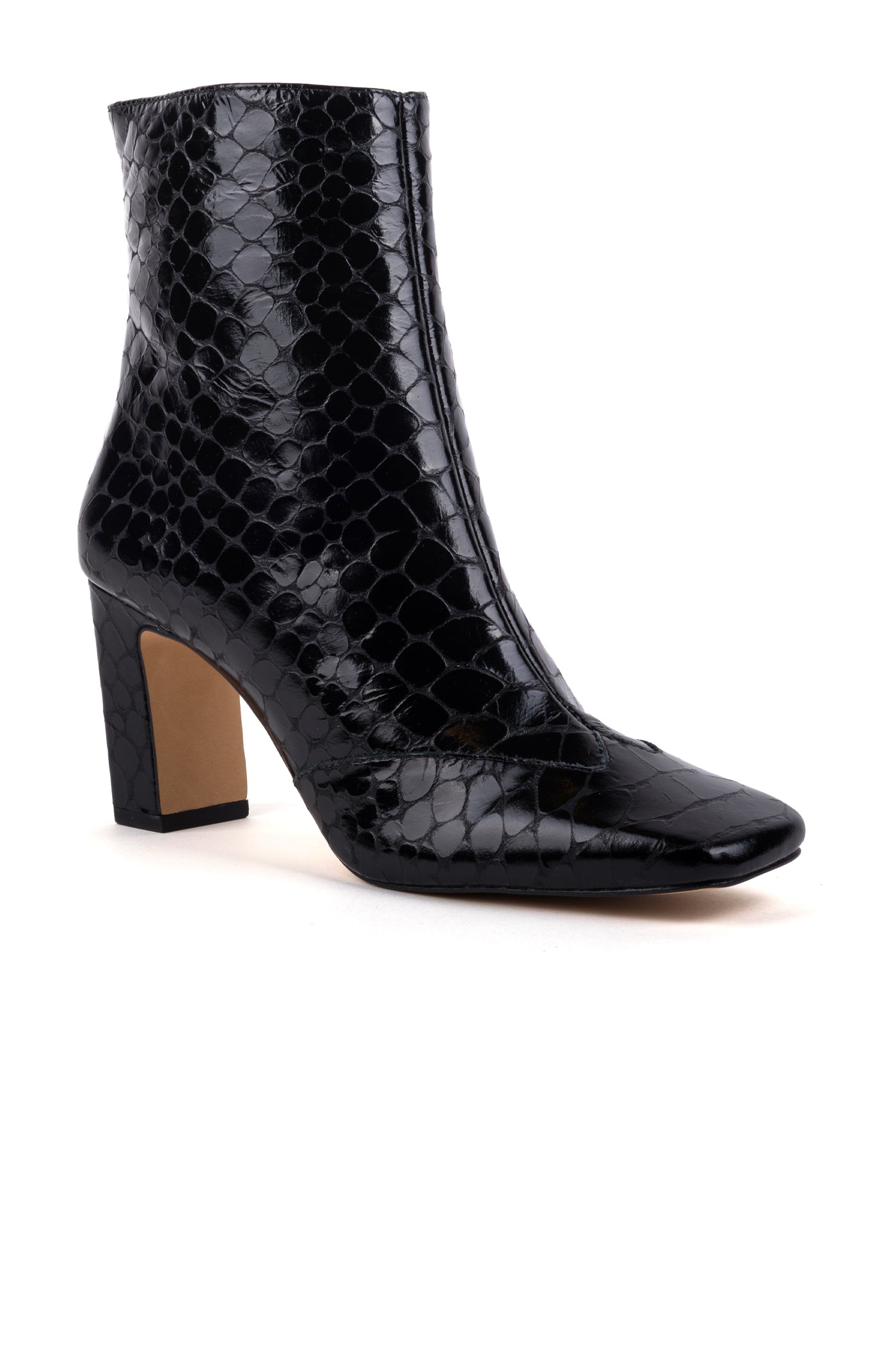 Botas de salto alto em verniz croco