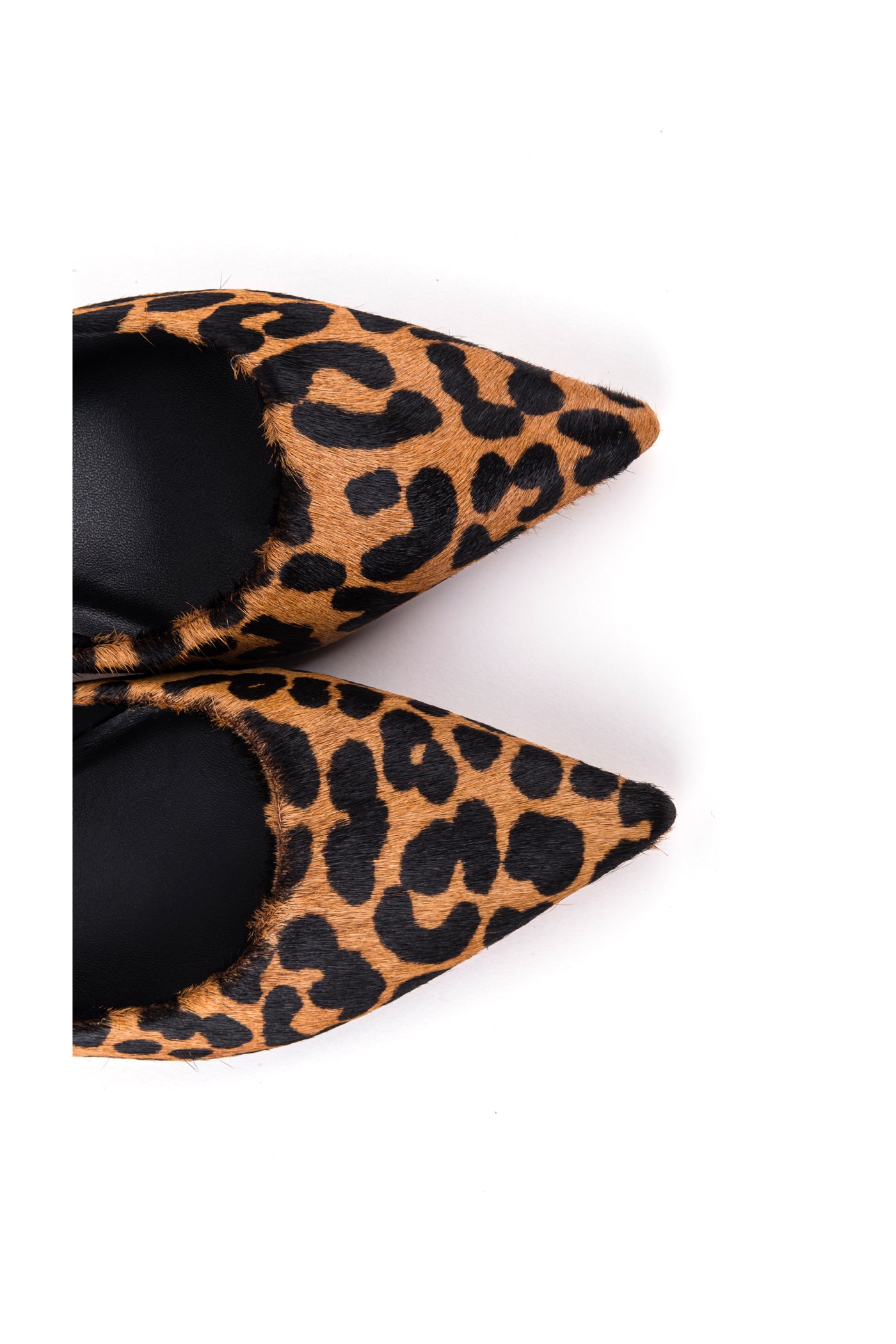 Sapatos de salto alto em pêlo