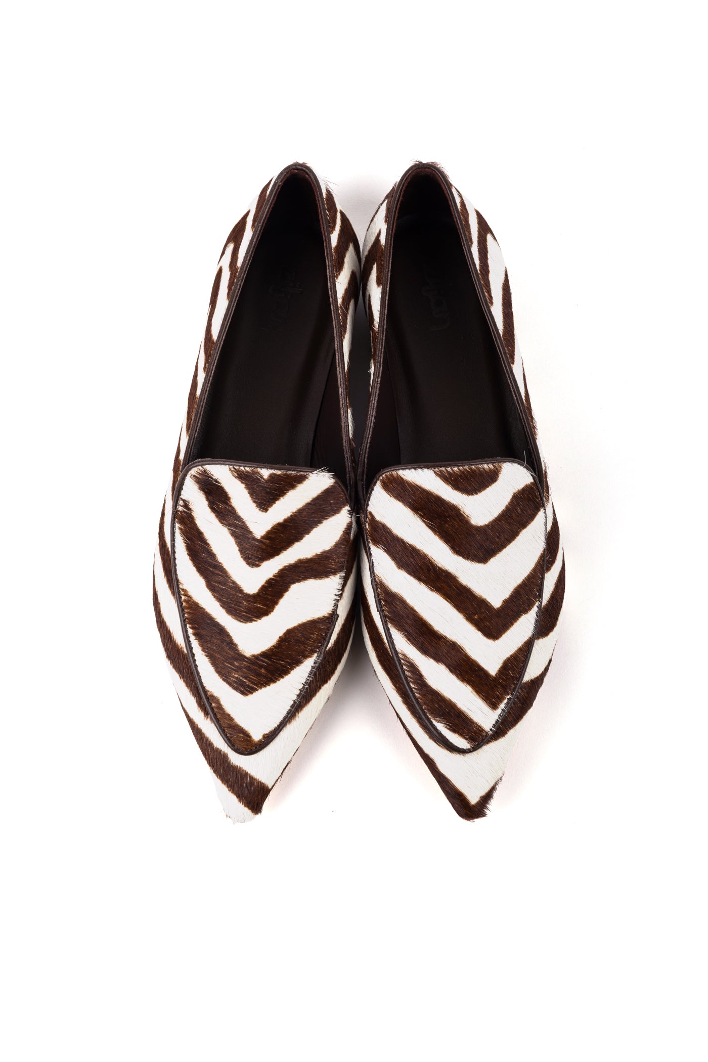 Sapatos rasos em pêlo