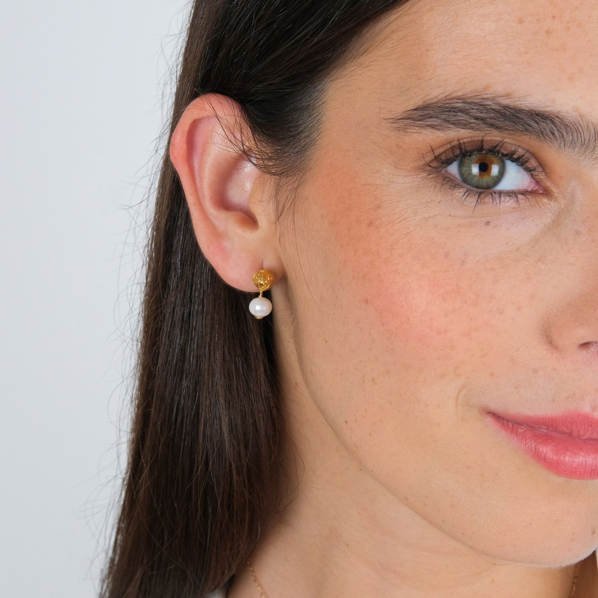 Brincos Conta de Viana de filigrana com pérolas em