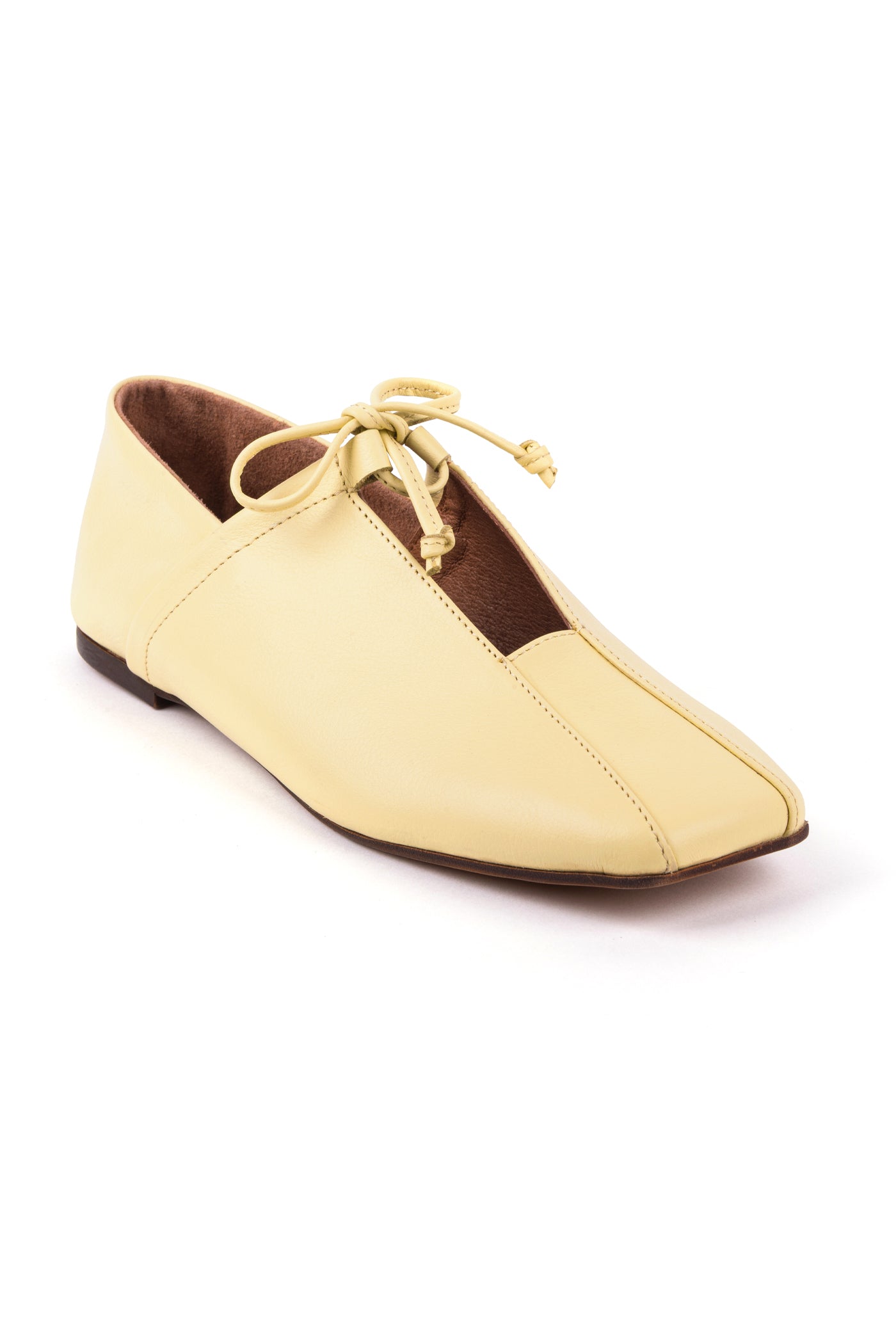 sandália de salto alto em pele preta – Zilian
sandália de salto alto em pele camel – Zilian
sandália de salto alto em pele offwhite – Zilian