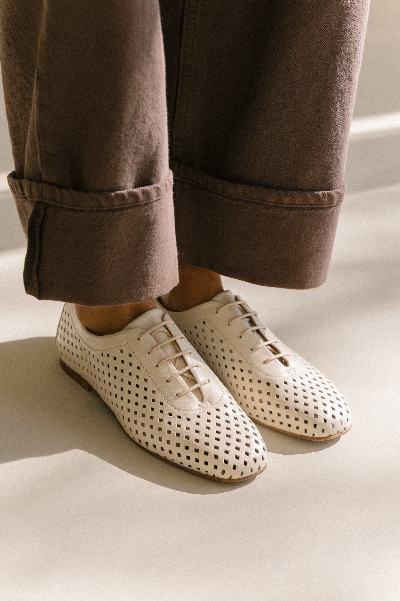 Sapatos rasos em pele