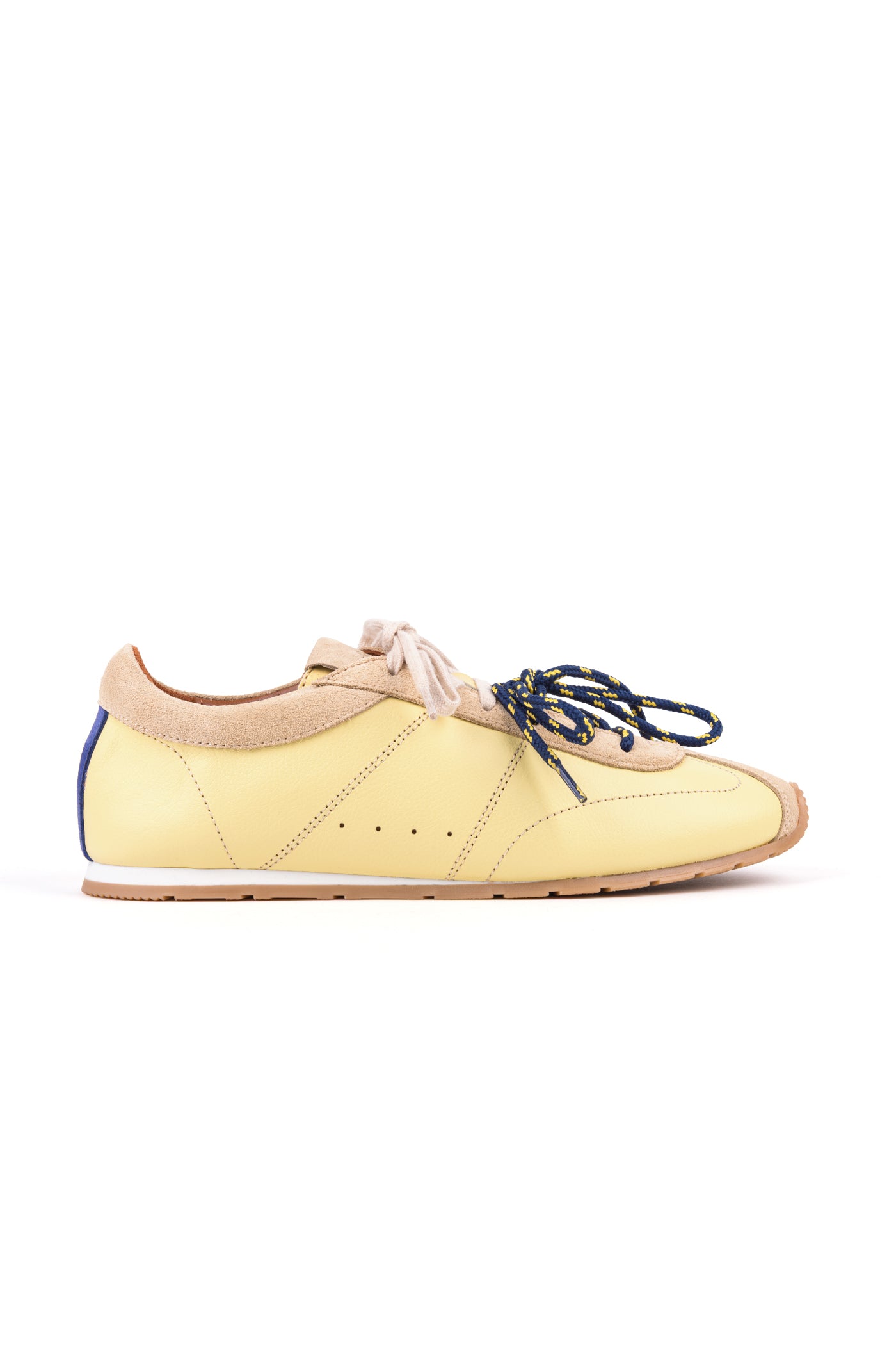 Sneakers em pele