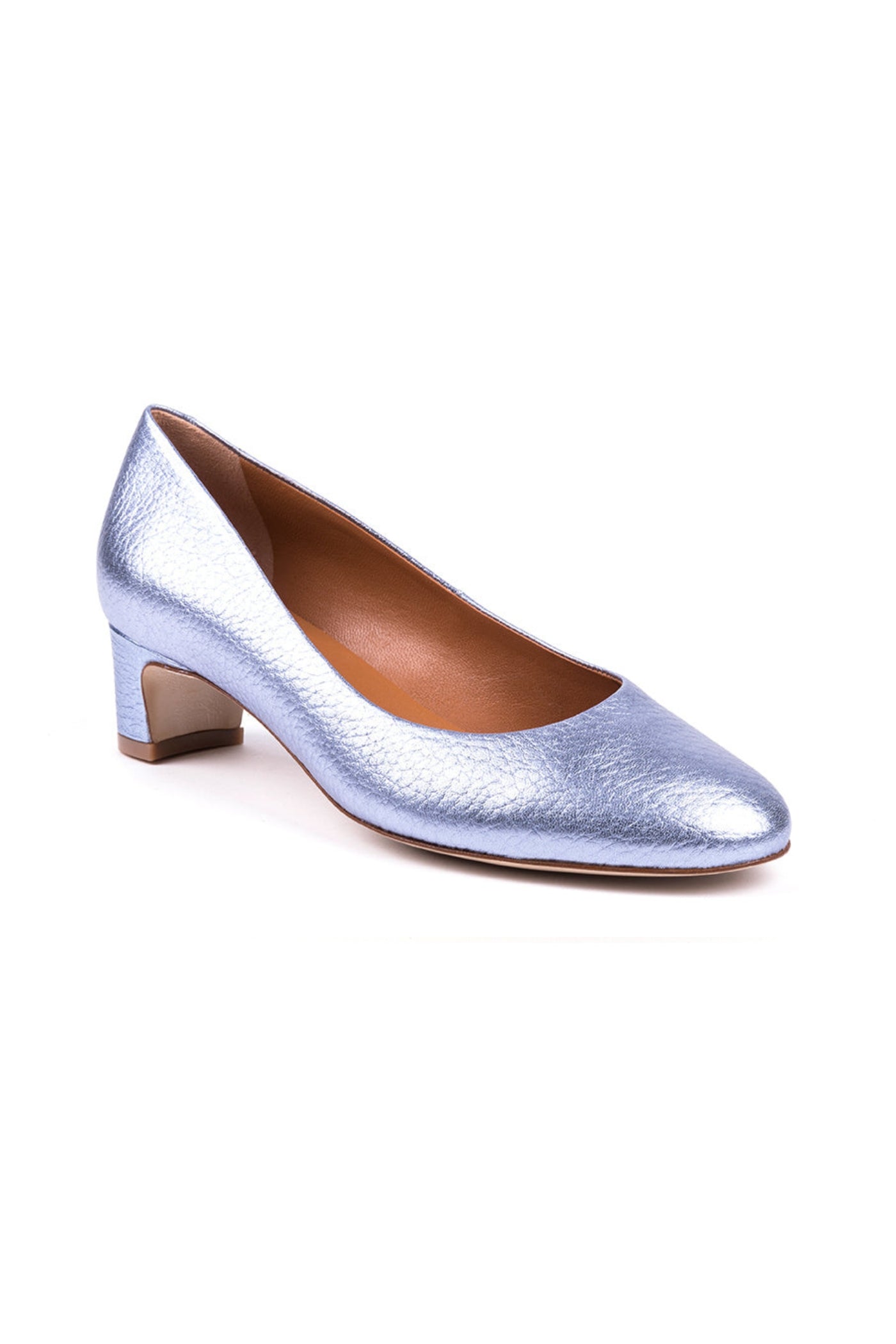 Sapatos de salto médio em