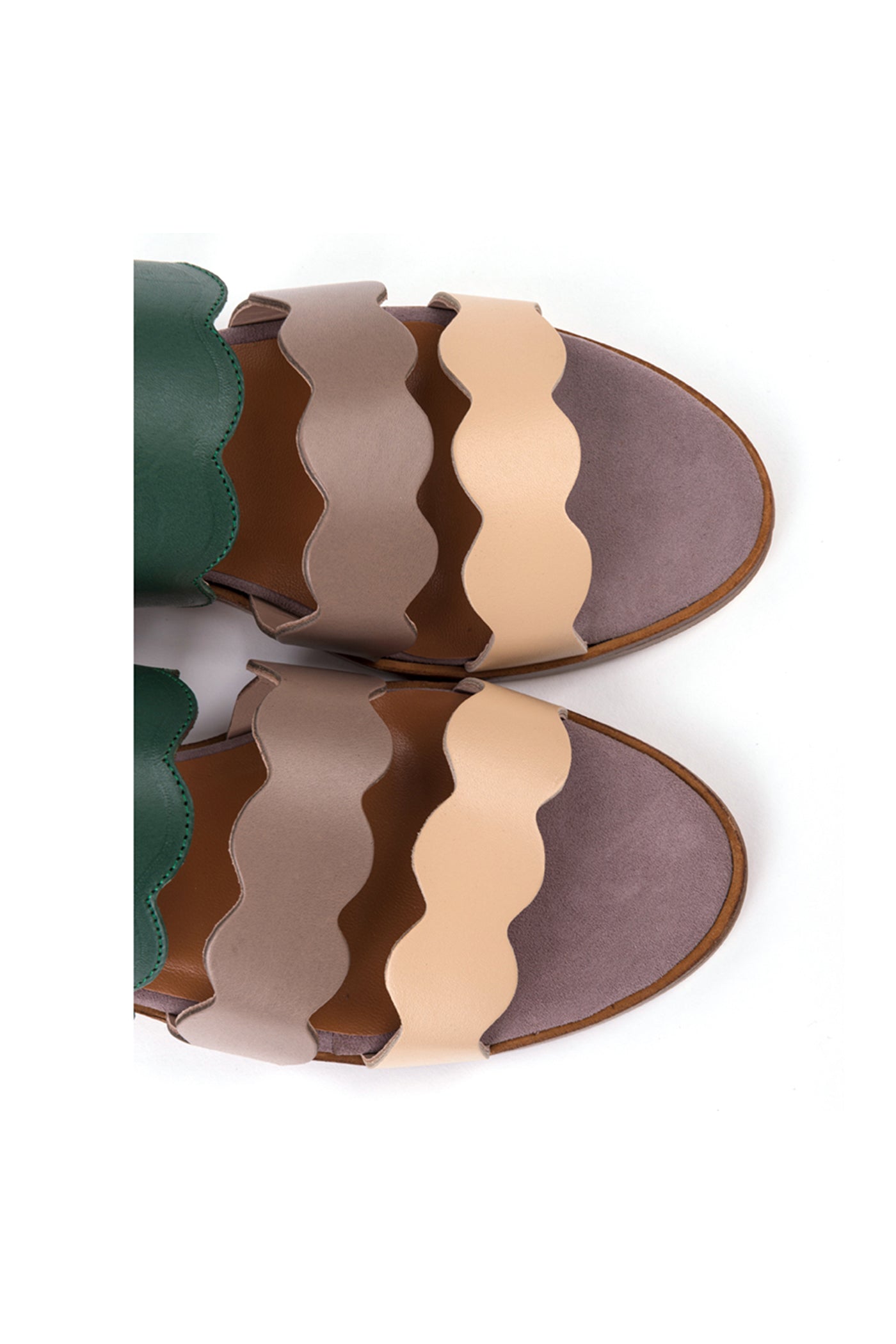 Flat sandals in green Leather
