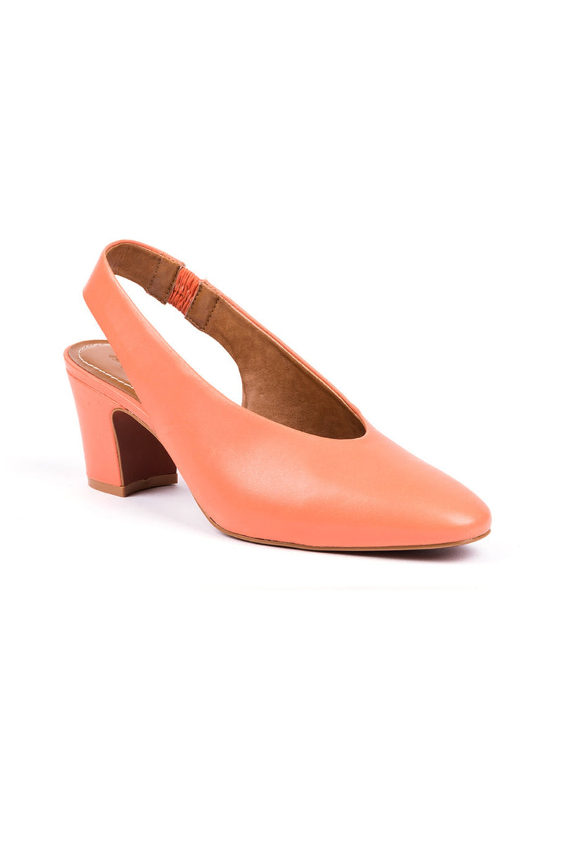 Slingbacks de salto médio em pele coral