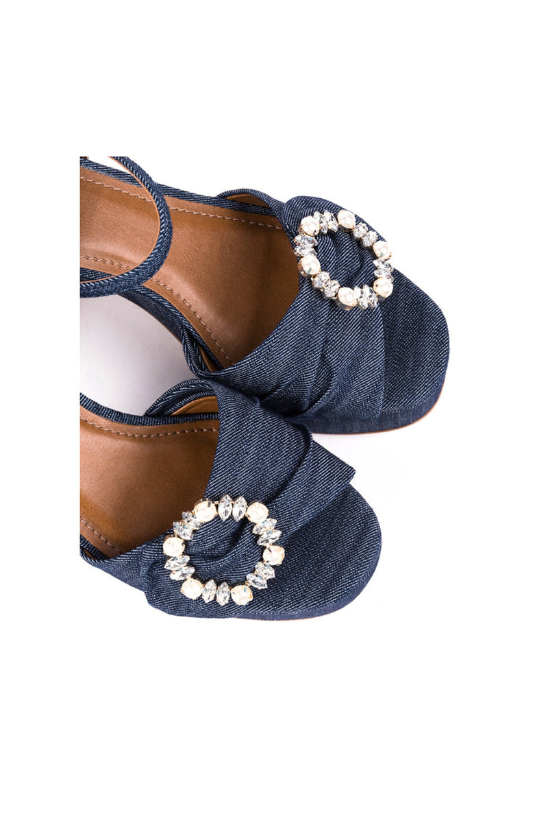 ​High-heeled sandals in blue denim fabric