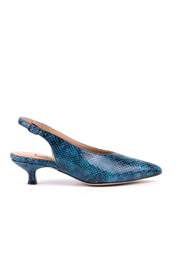 Slingbacks em pele bovina gravada azul com efeito cobra