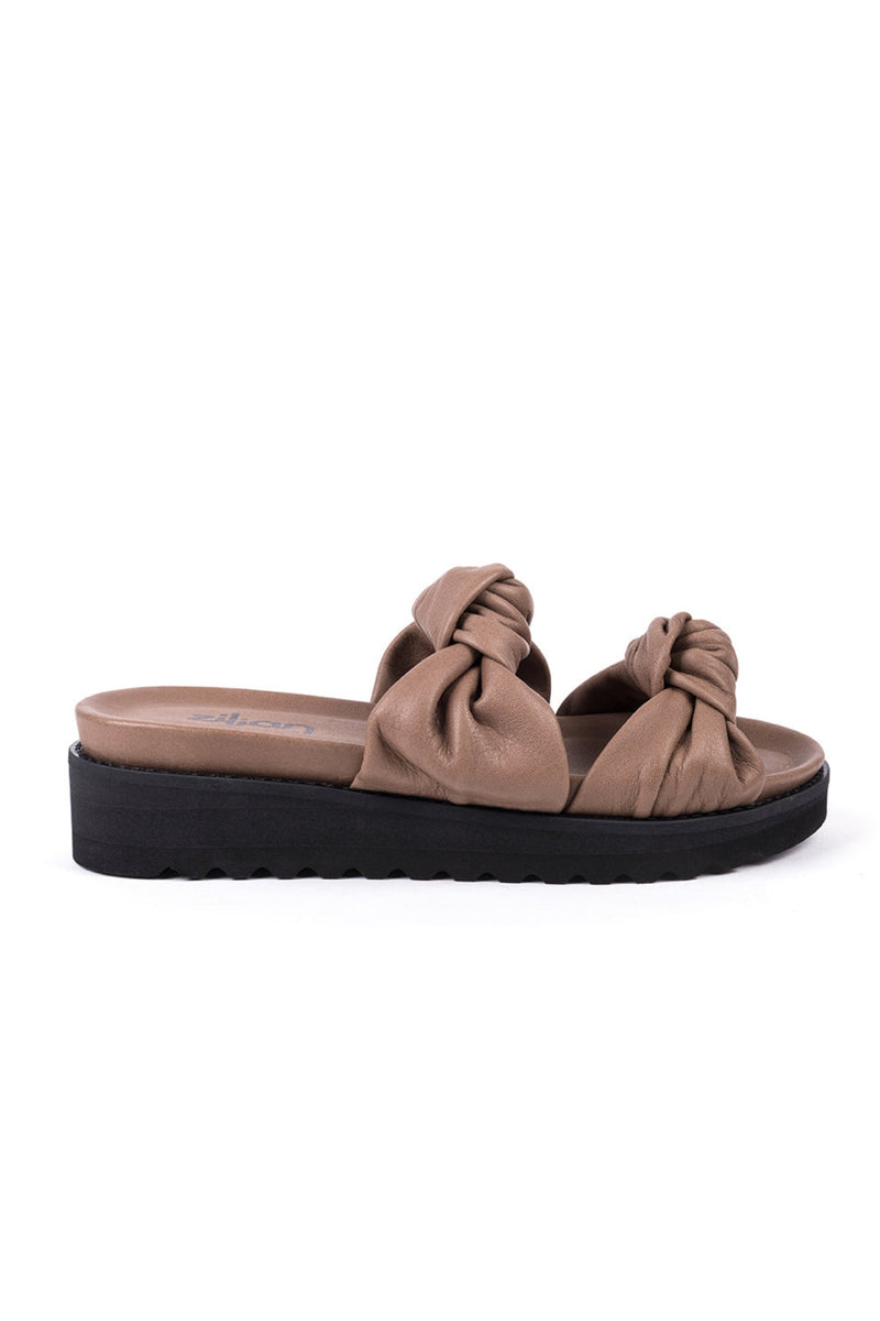 Flat sandals in black and taupe leather