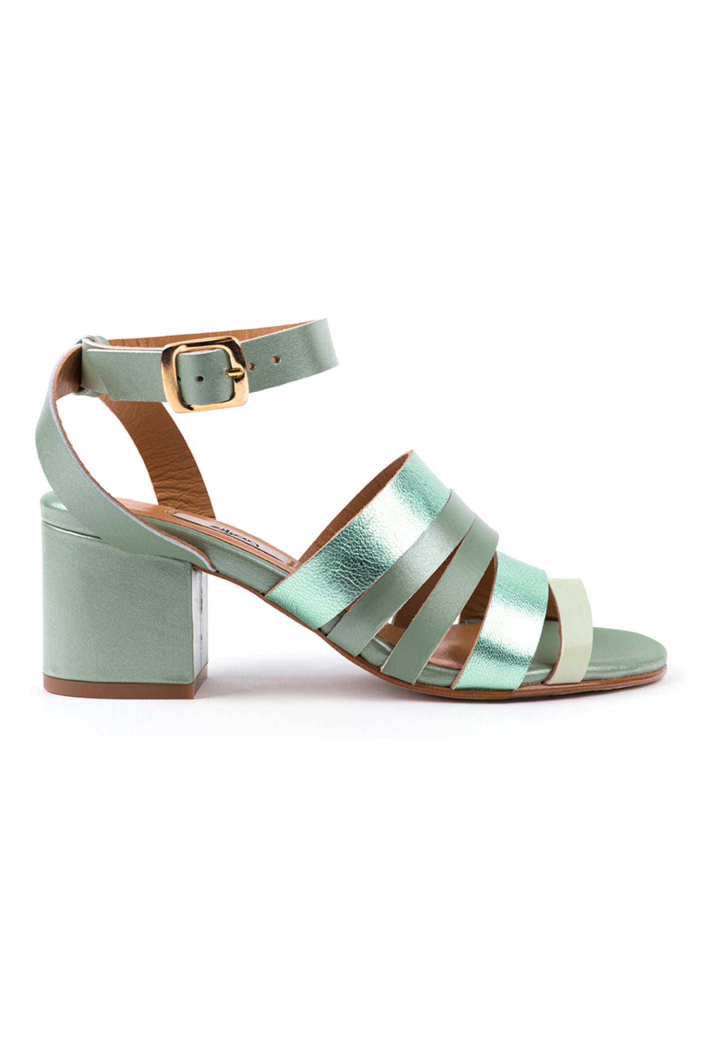 Sandálias de salto alto em