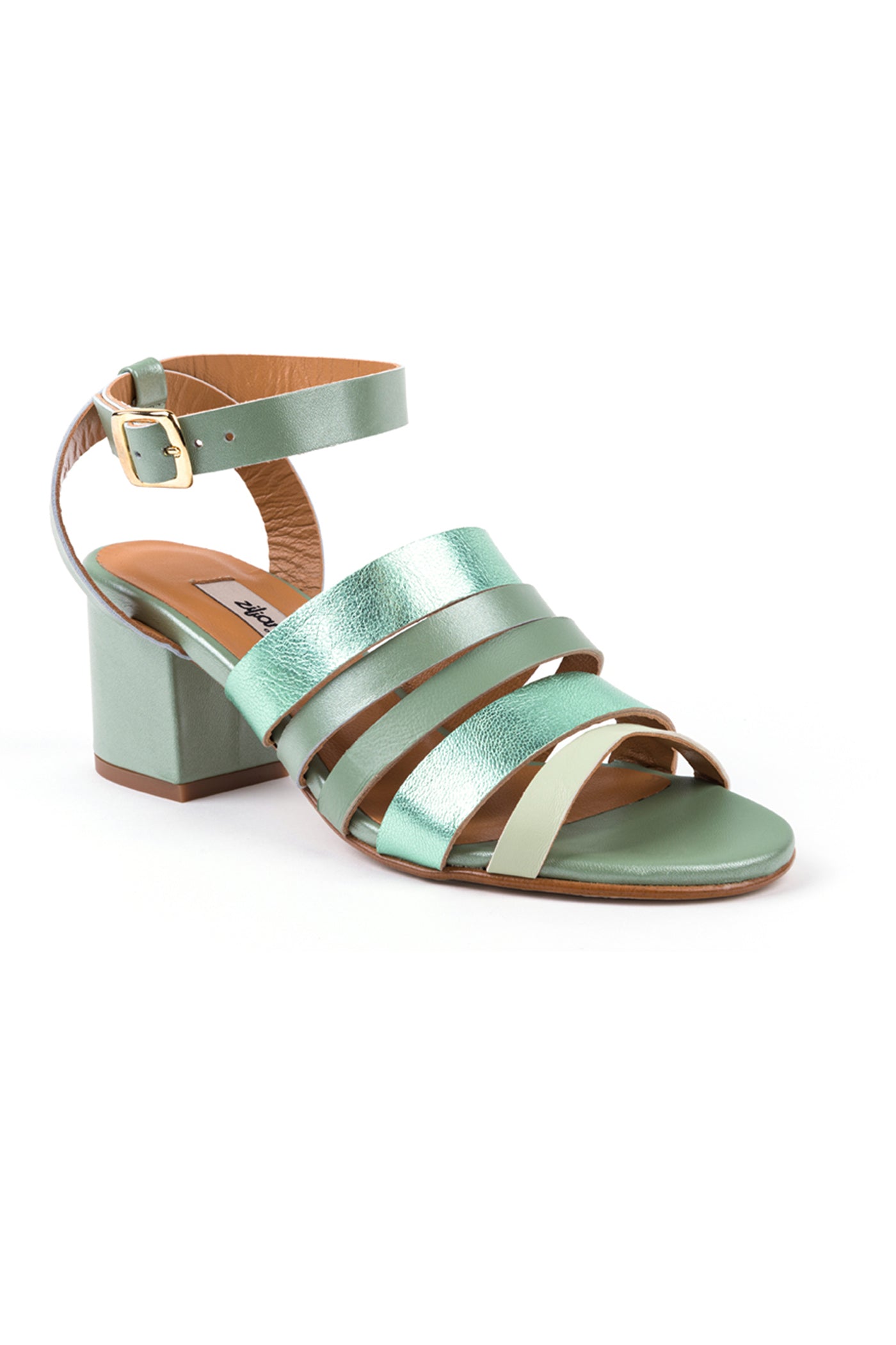 Sandálias de salto alto em