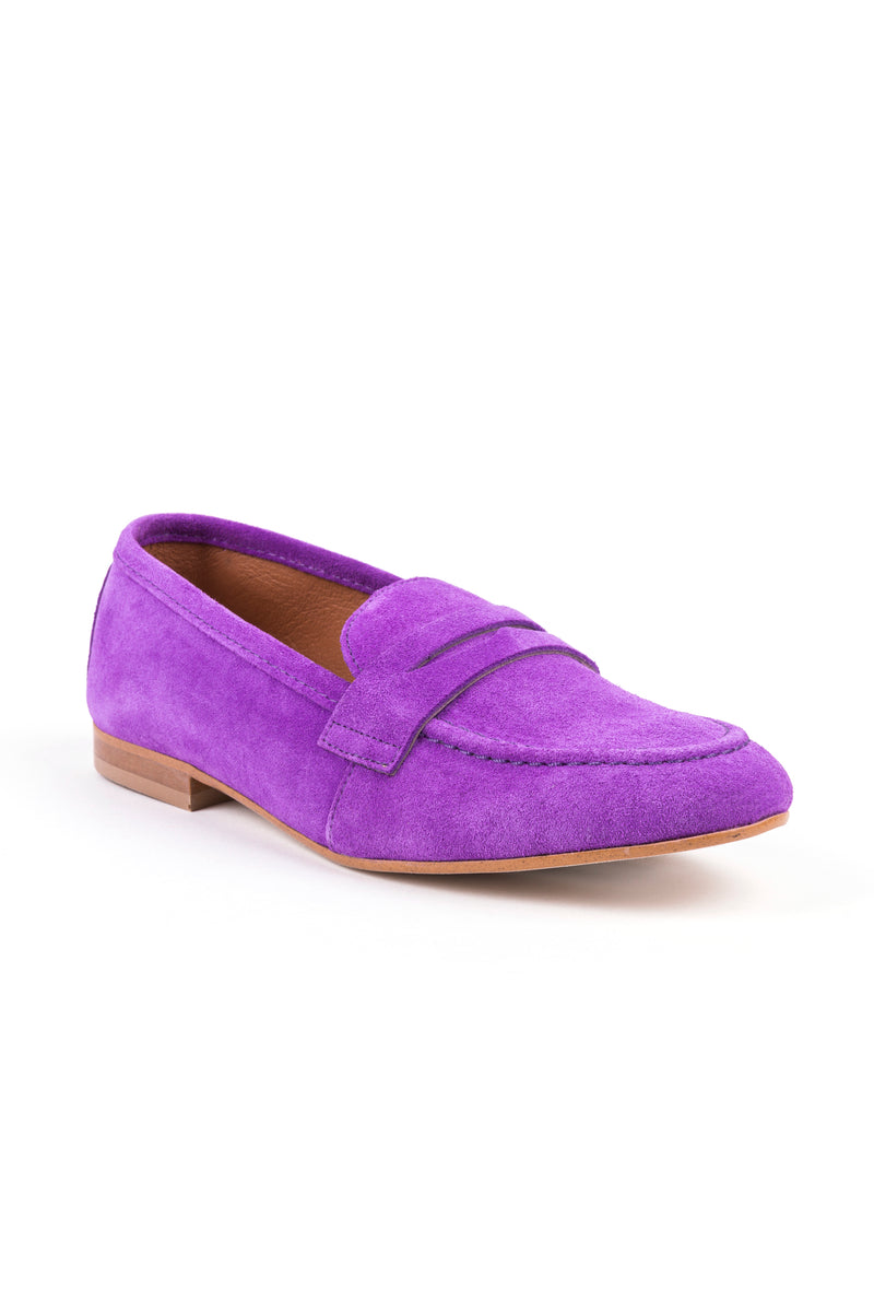 Flat suede loafers