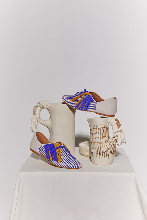 Sapatos rasos confortáveis com padrão e medalhas - Anna Westerlund