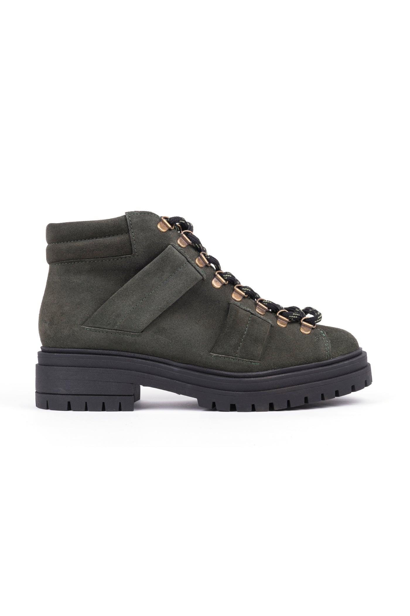 Botins estilo montanha em croute com atacadores