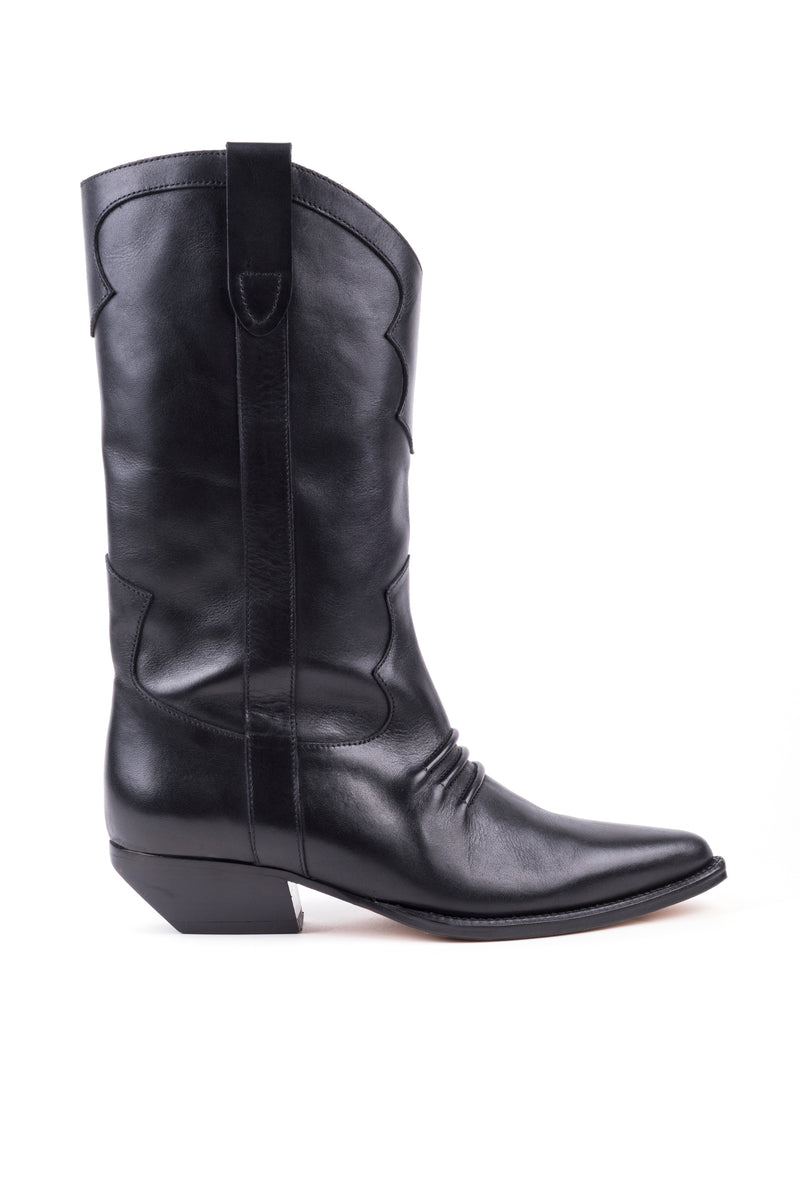 Black leather Texan boots