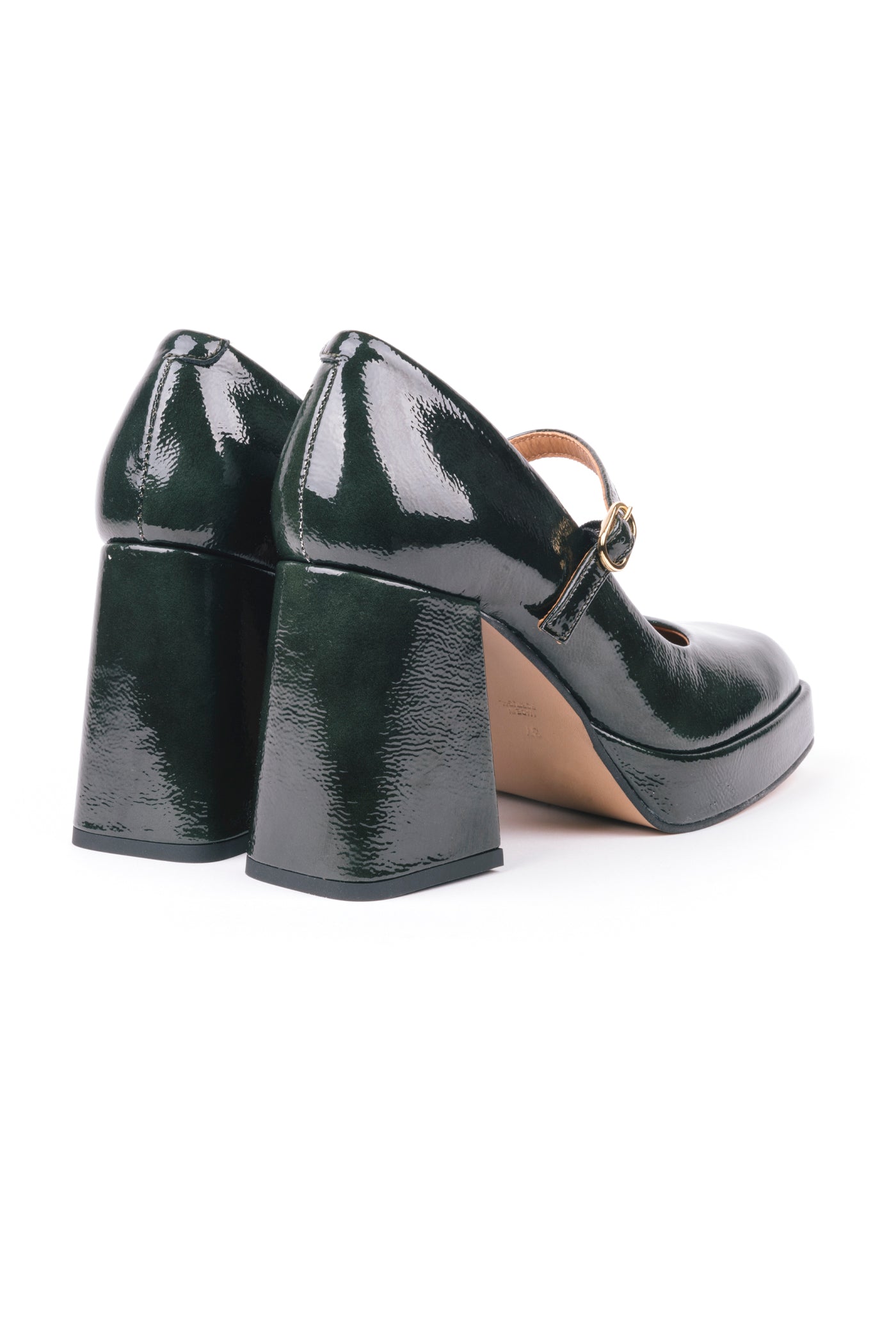 Sapato Mary Jane salto alto compensados em verniz, a nova tendencia de Outono