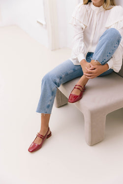 Slingbacks rasos estilo mary jane em pele vermelha