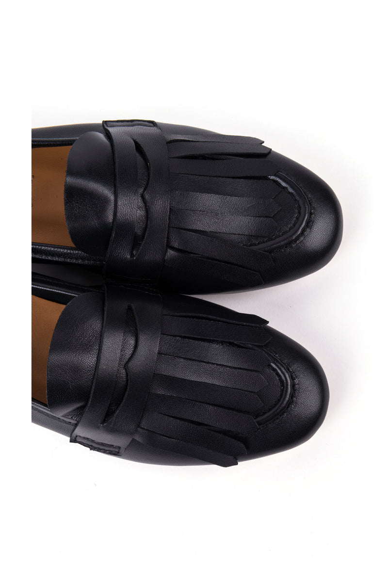 Loafers em pele com franjas