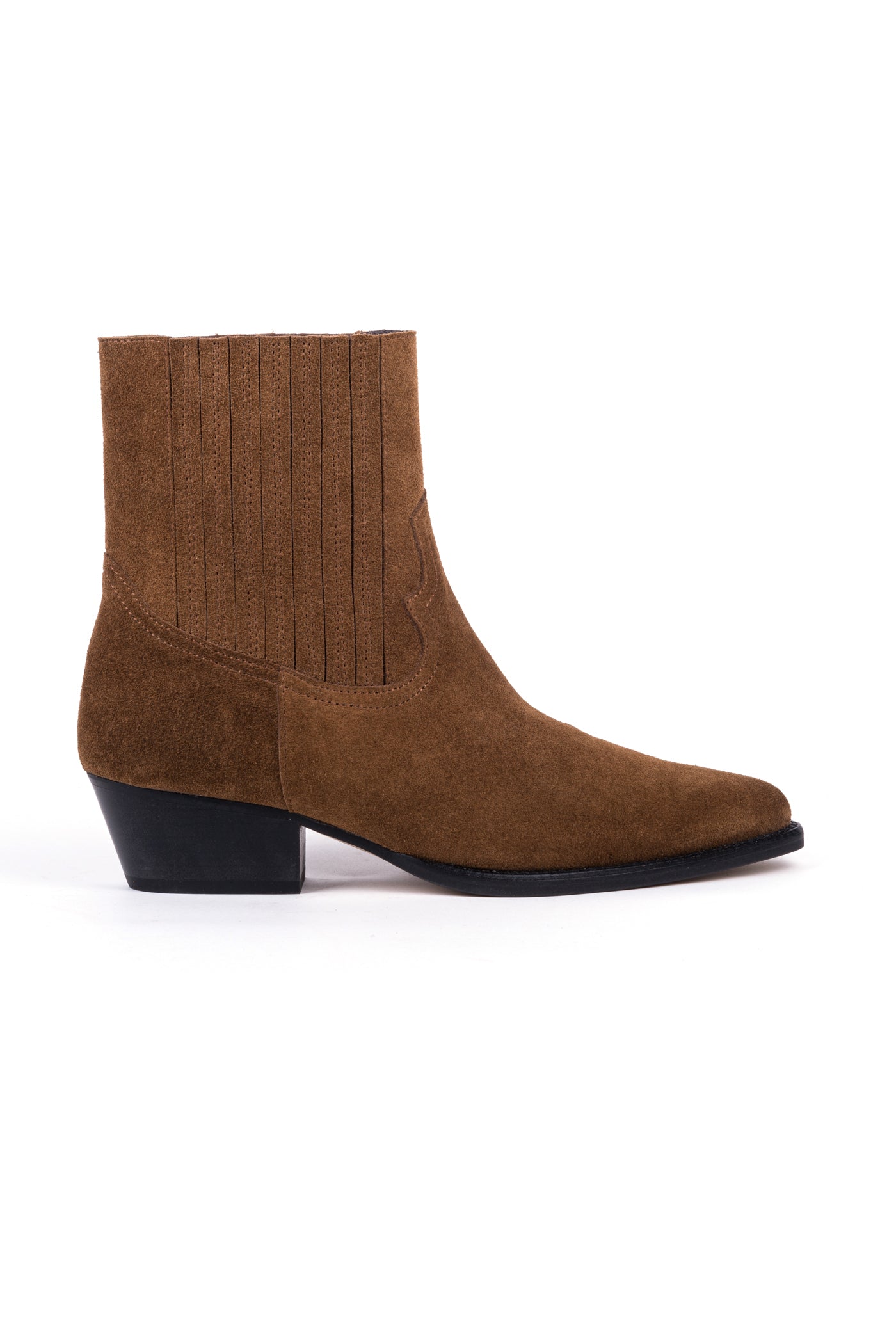 Botas texanos em croute camel de salto médio.
