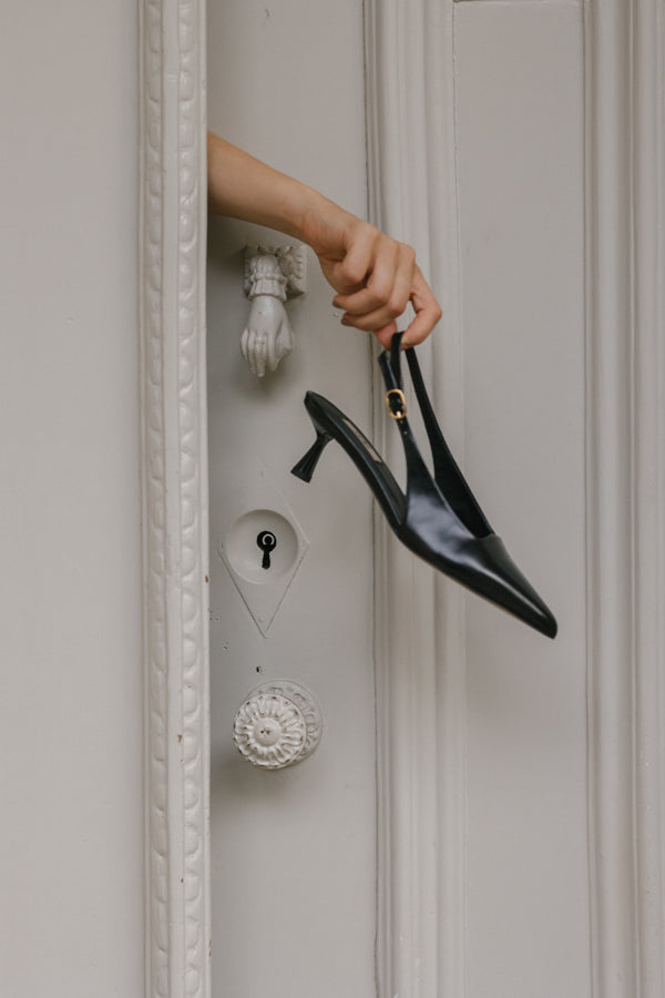 Slingbacks de senhora em pele de salto médio