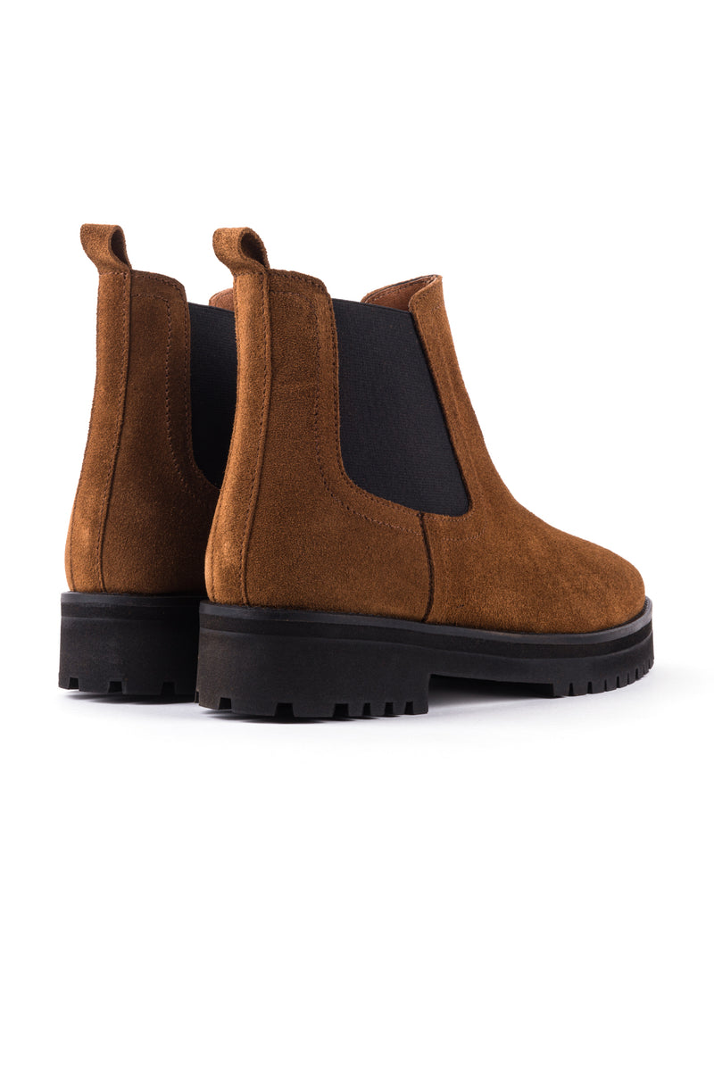 Botins chelsea camel em croute