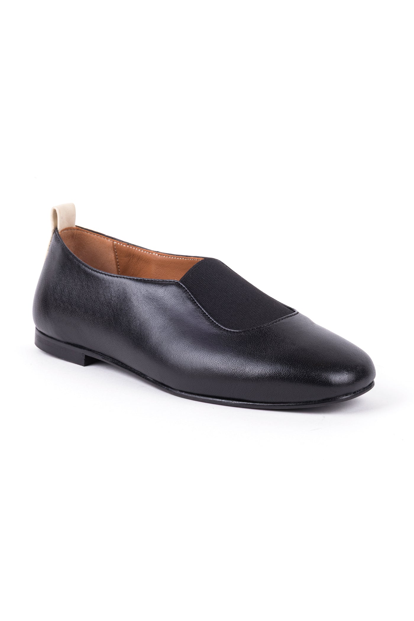 Sapato raso soft em pele