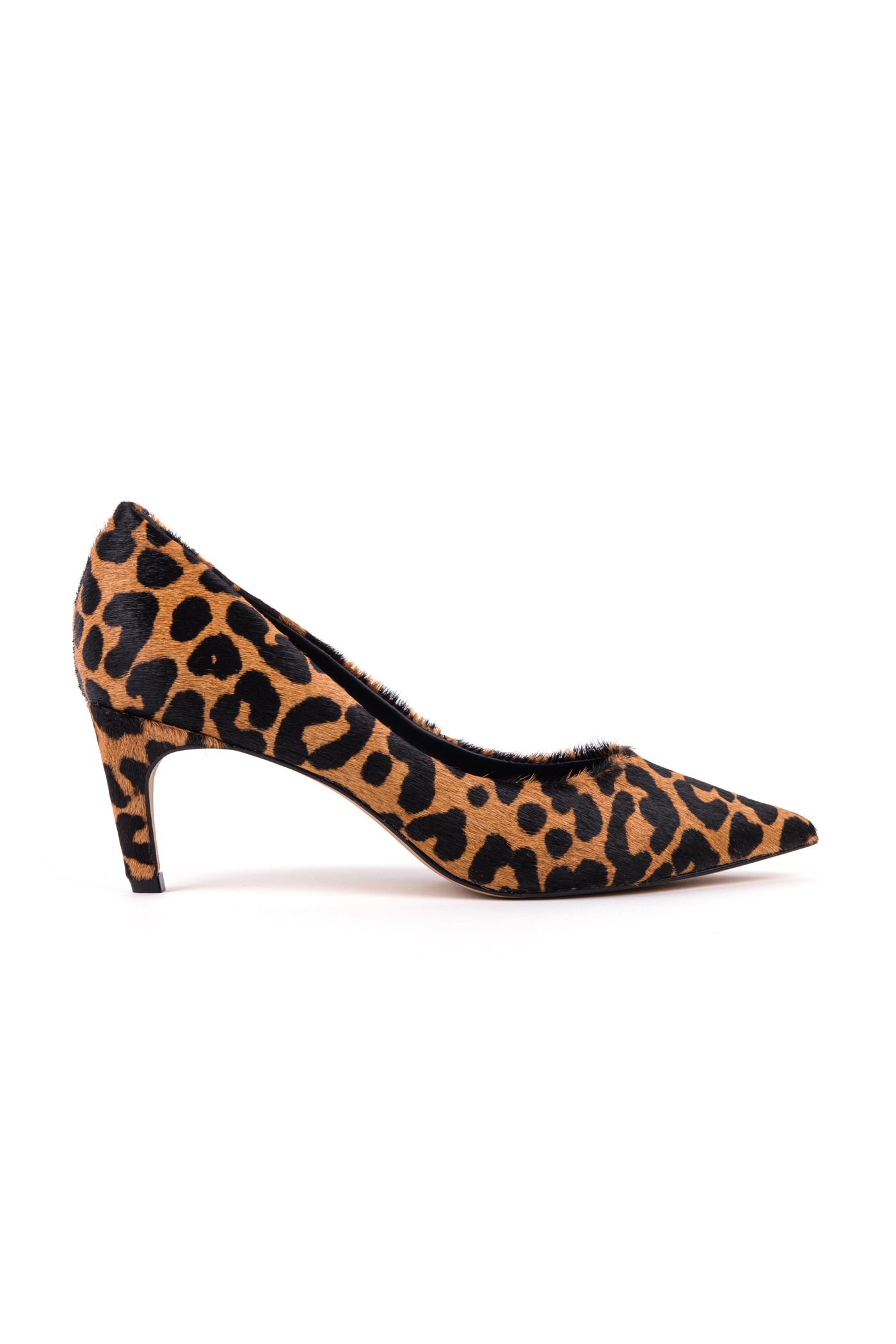 Sapatos de salto alto em pêlo