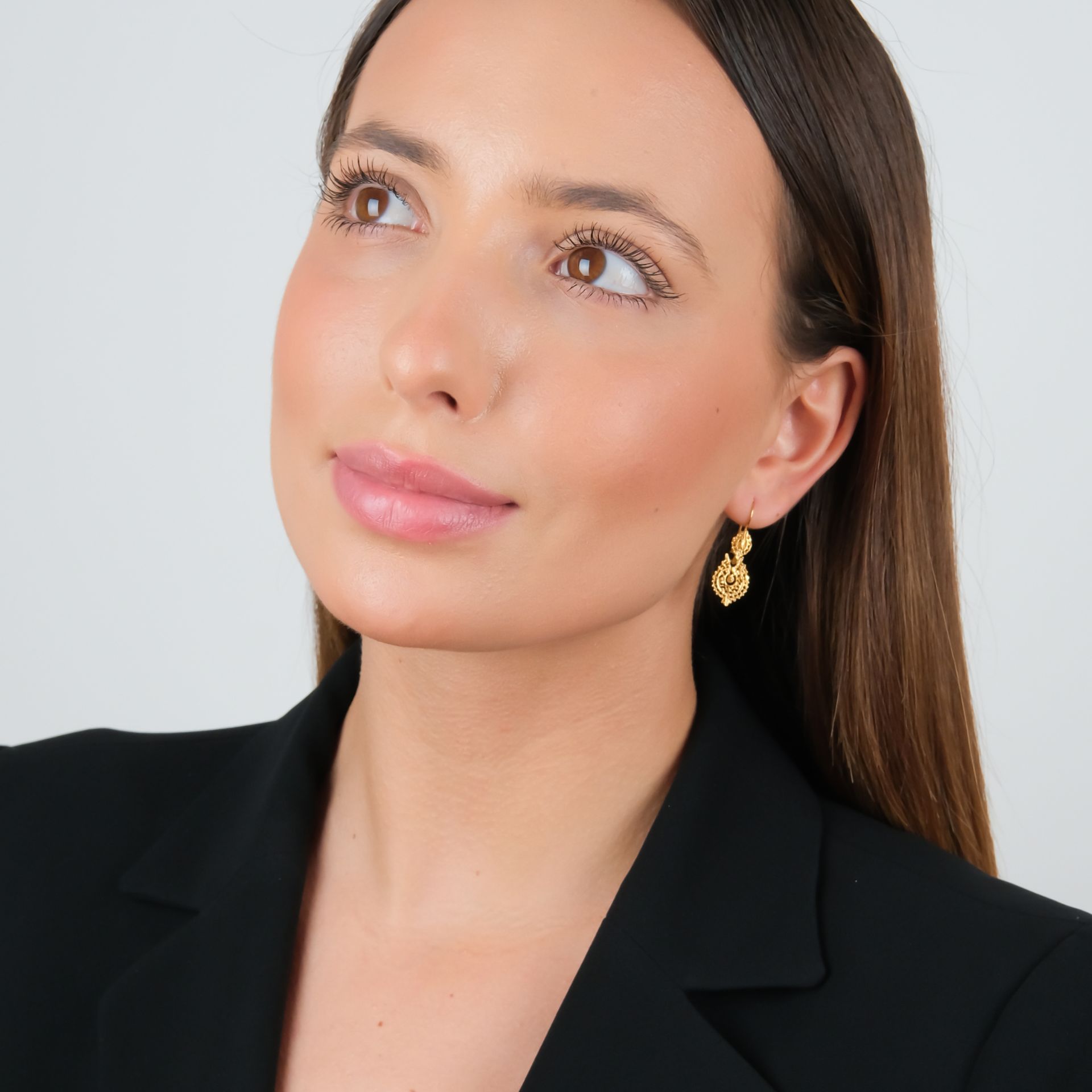 Brincos à Rainha em