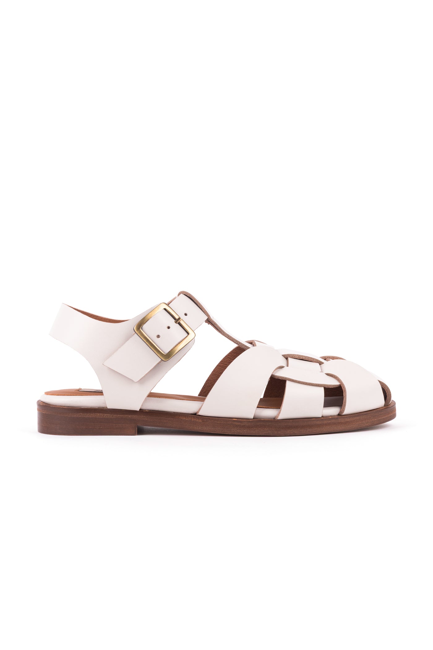 Sandália pescador com fivela em pele